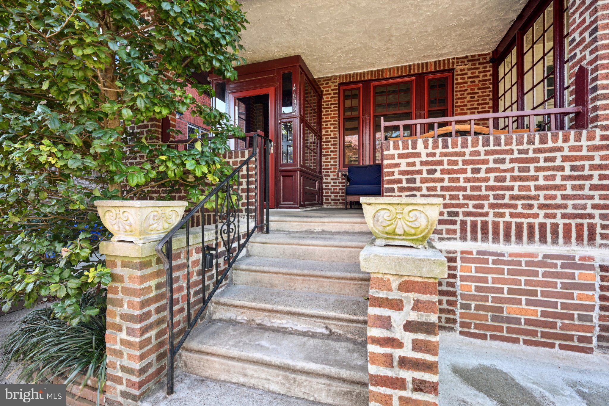 UNIVERSITY CITY - Residential