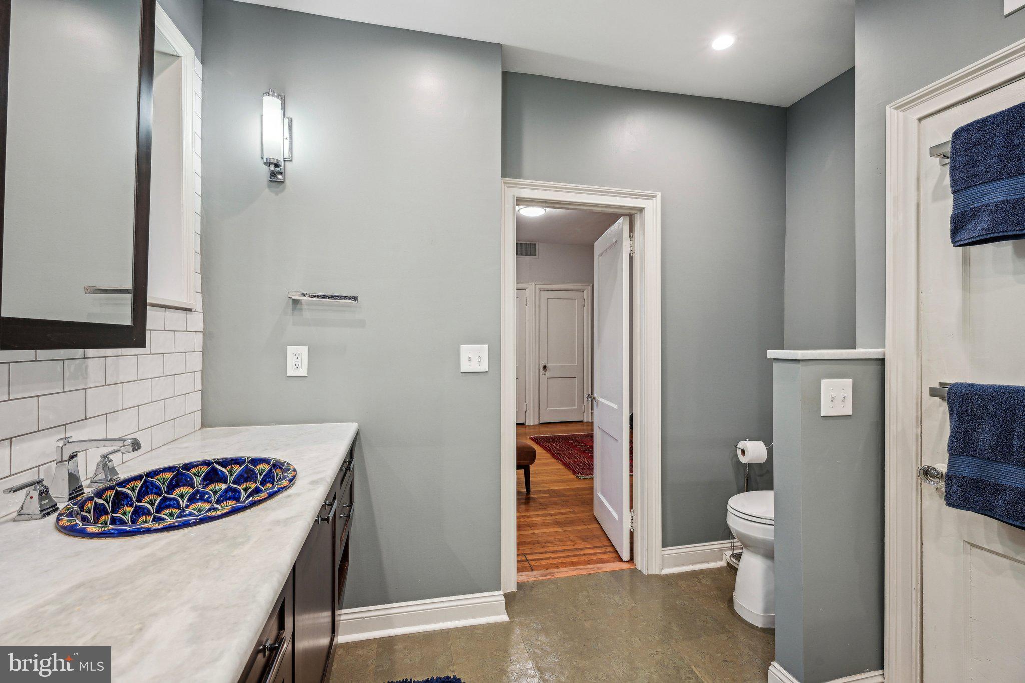 UNIVERSITY CITY - Residential