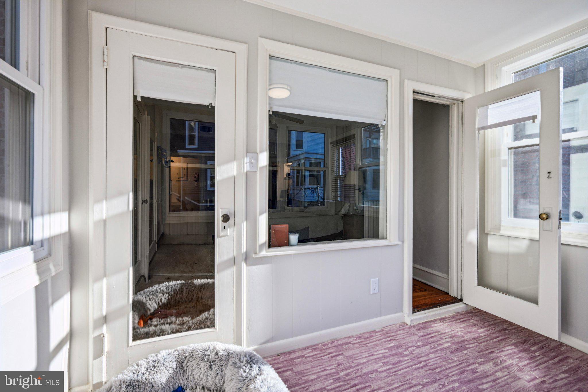 UNIVERSITY CITY - Residential