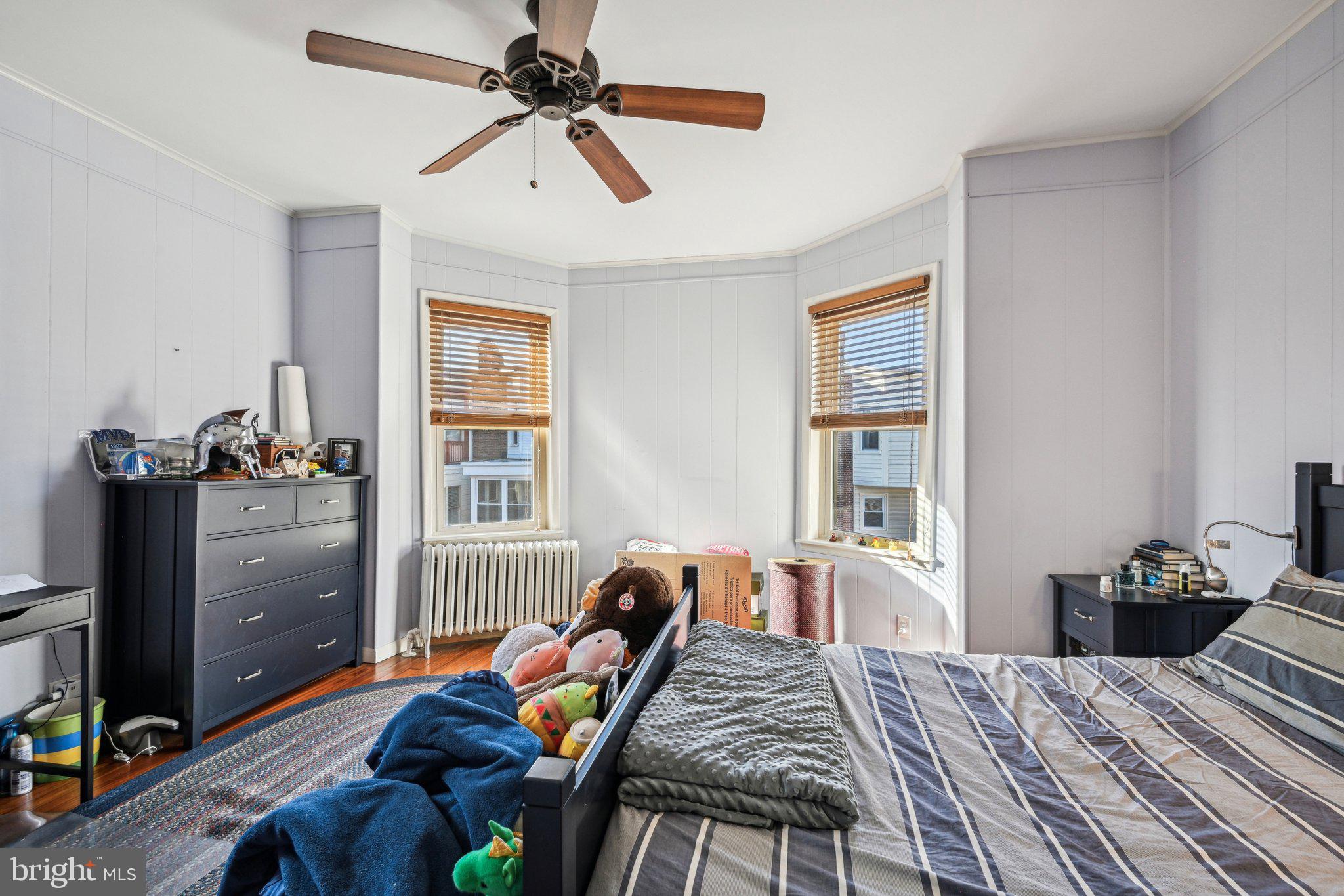 UNIVERSITY CITY - Residential