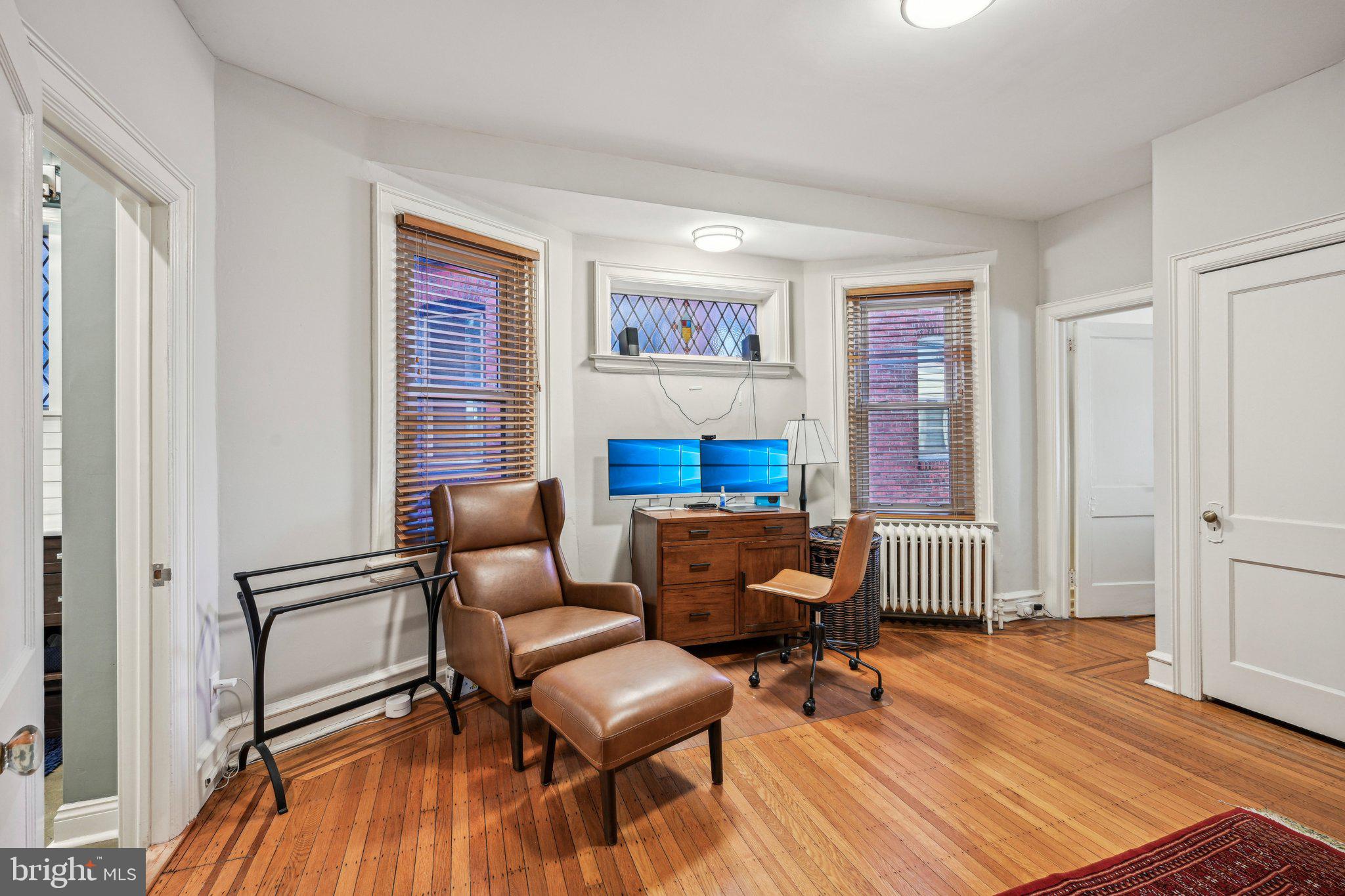 UNIVERSITY CITY - Residential