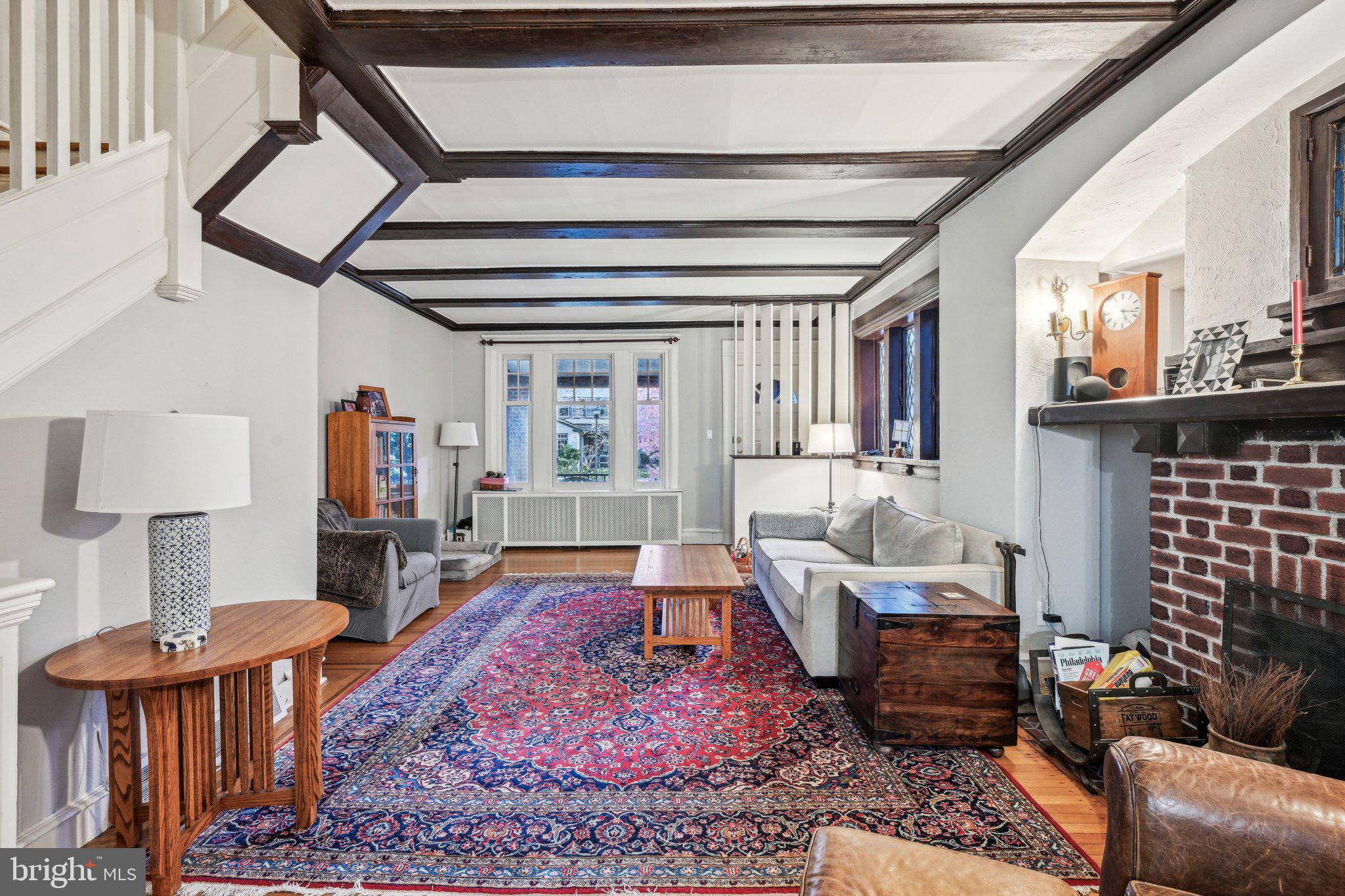 UNIVERSITY CITY - Residential