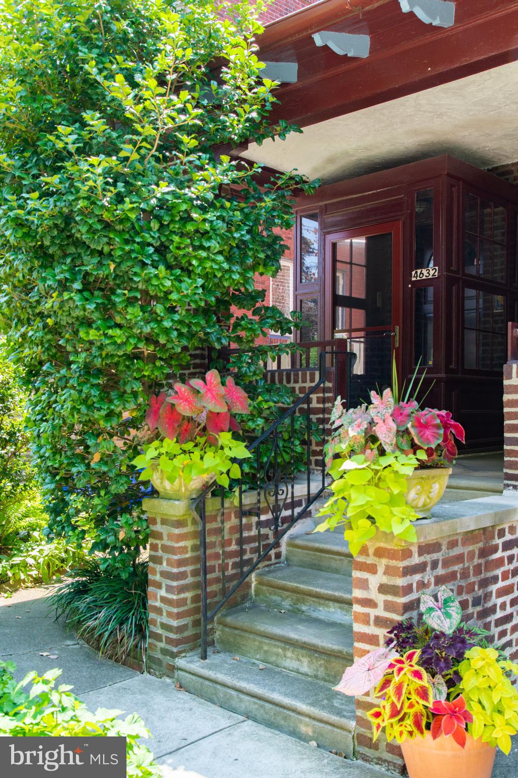 UNIVERSITY CITY - Residential