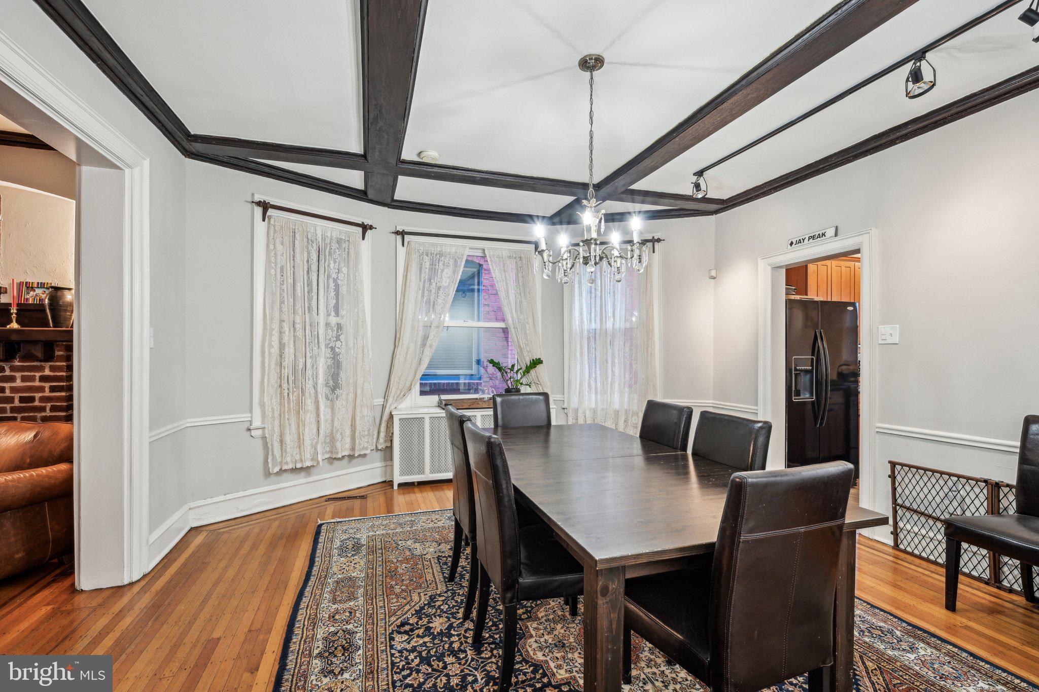 UNIVERSITY CITY - Residential