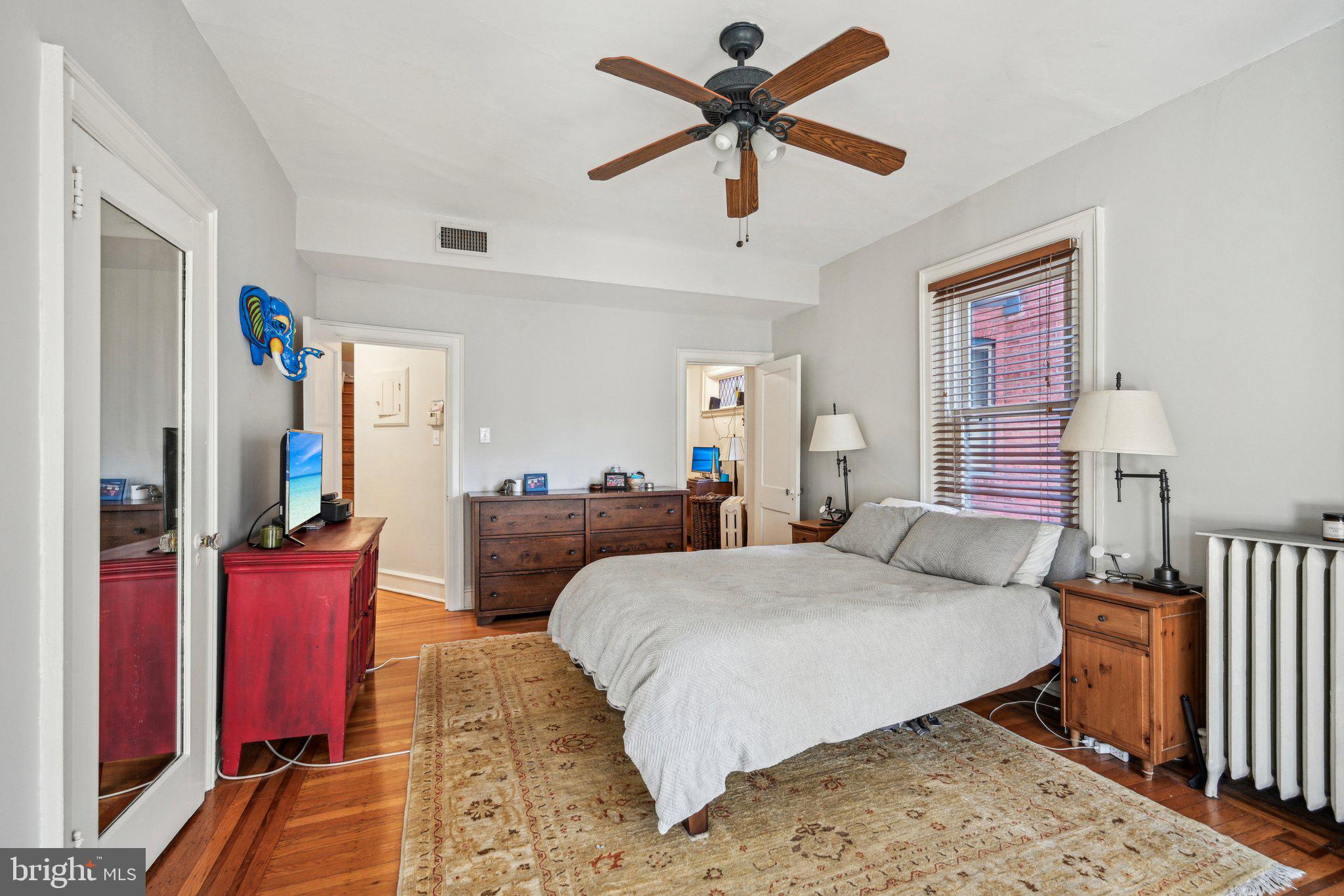 UNIVERSITY CITY - Residential