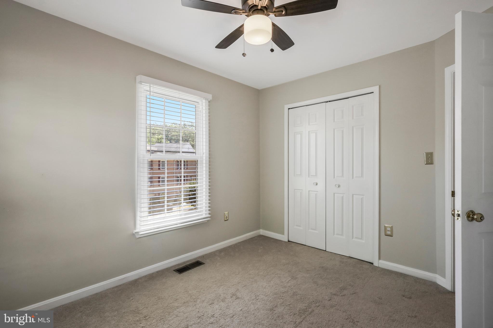 KINGSTOWNE - Residential Lease