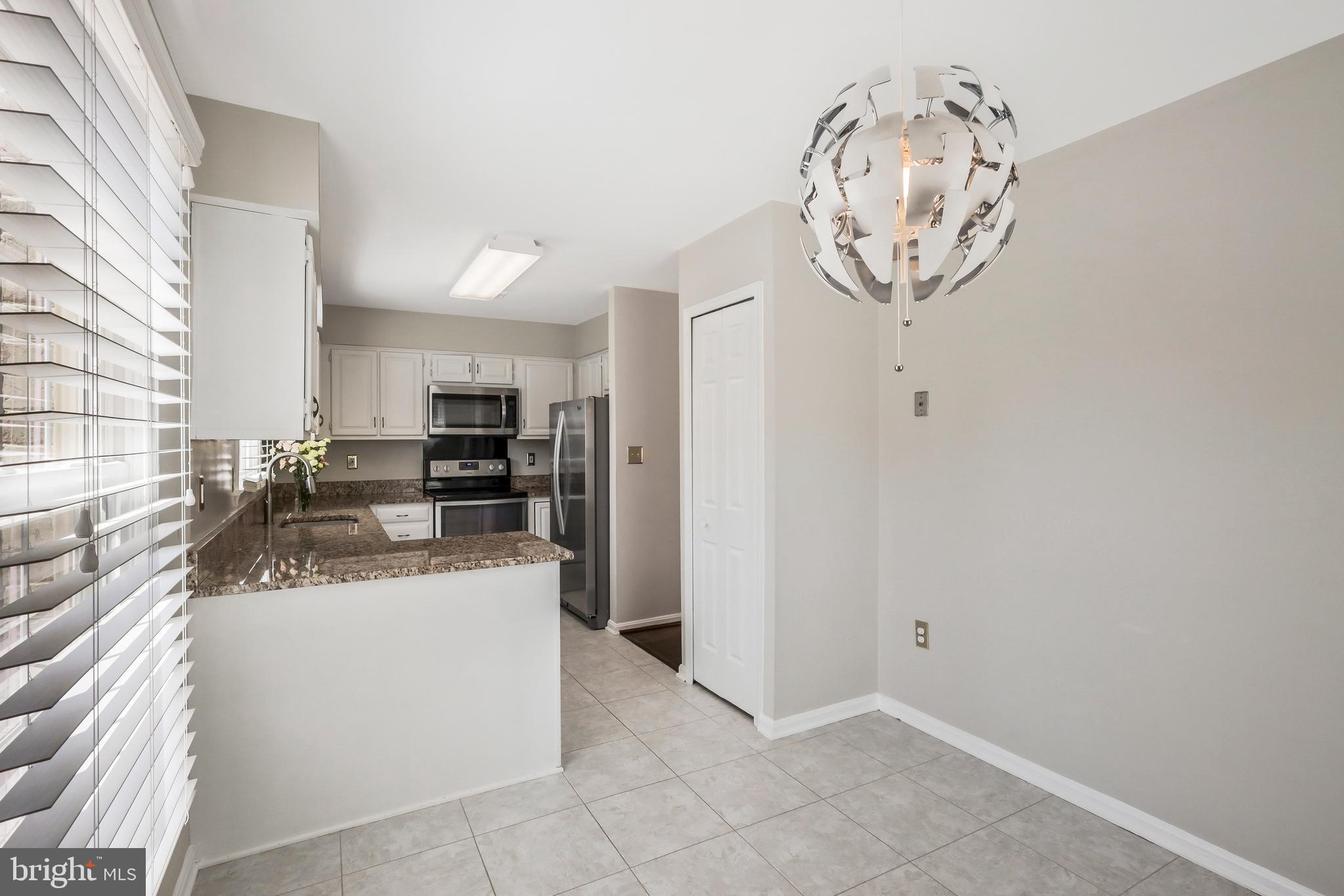 KINGSTOWNE - Residential Lease