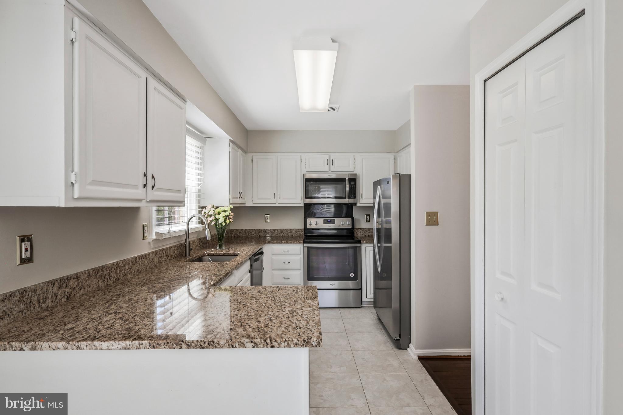 KINGSTOWNE - Residential Lease