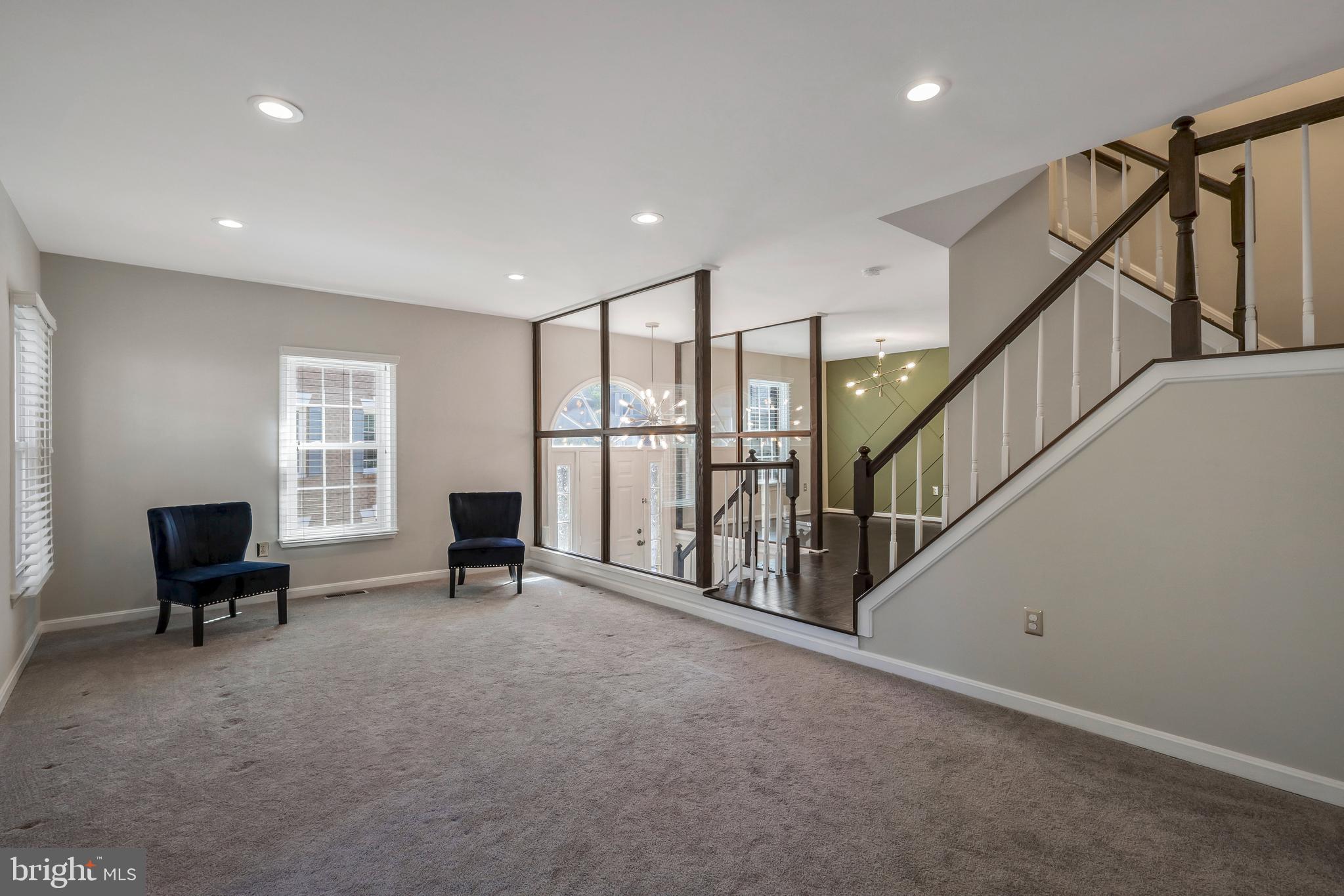 KINGSTOWNE - Residential Lease