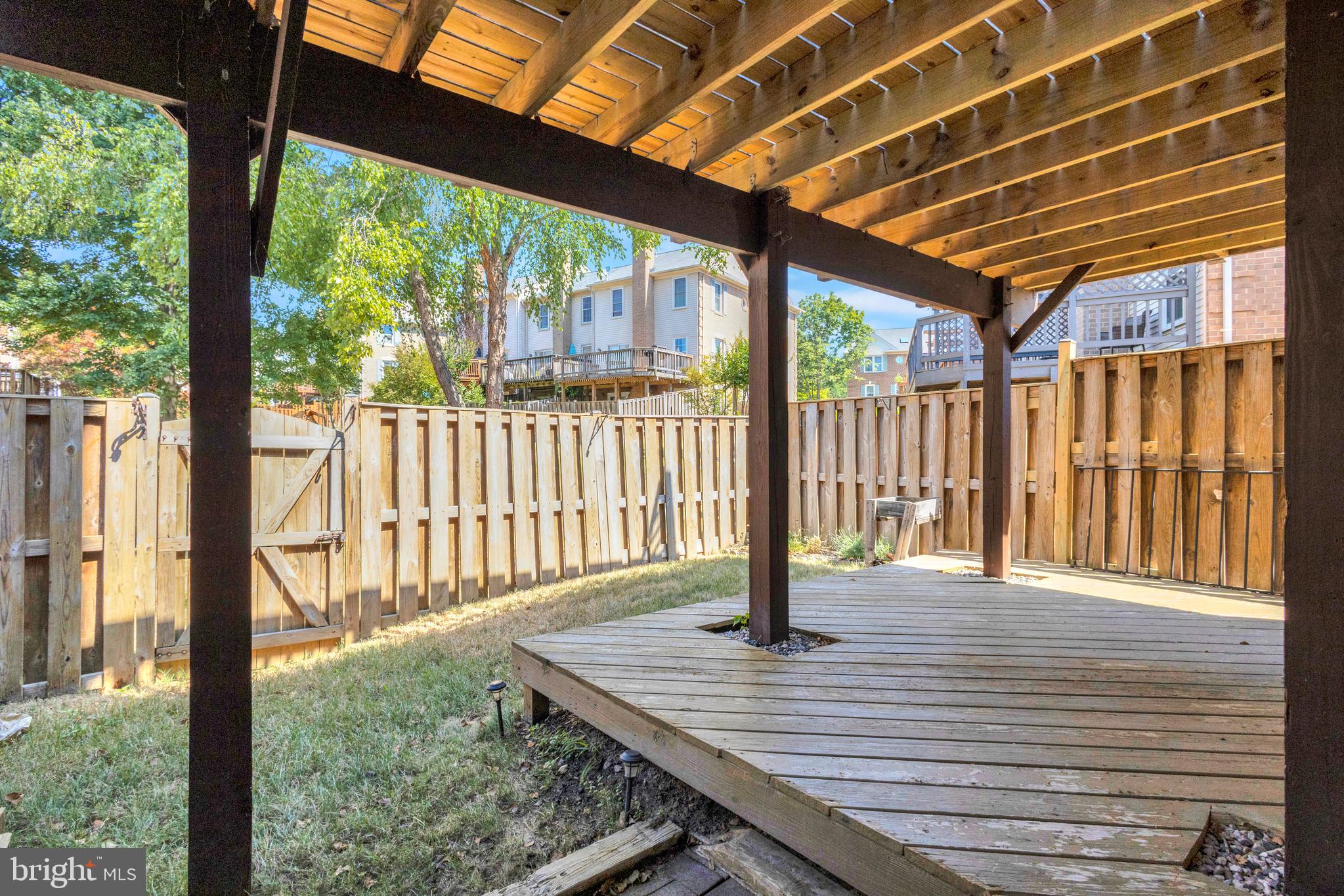 KINGSTOWNE - Residential Lease