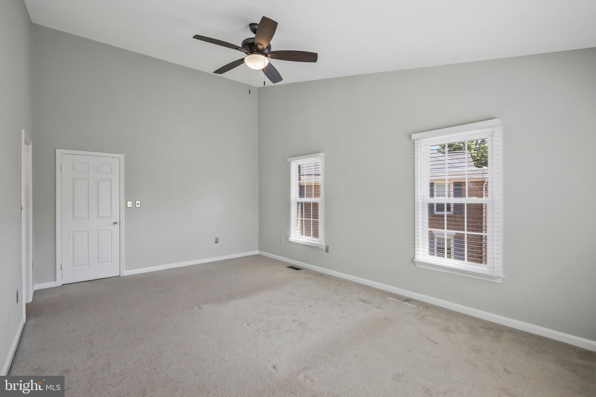 KINGSTOWNE - Residential Lease