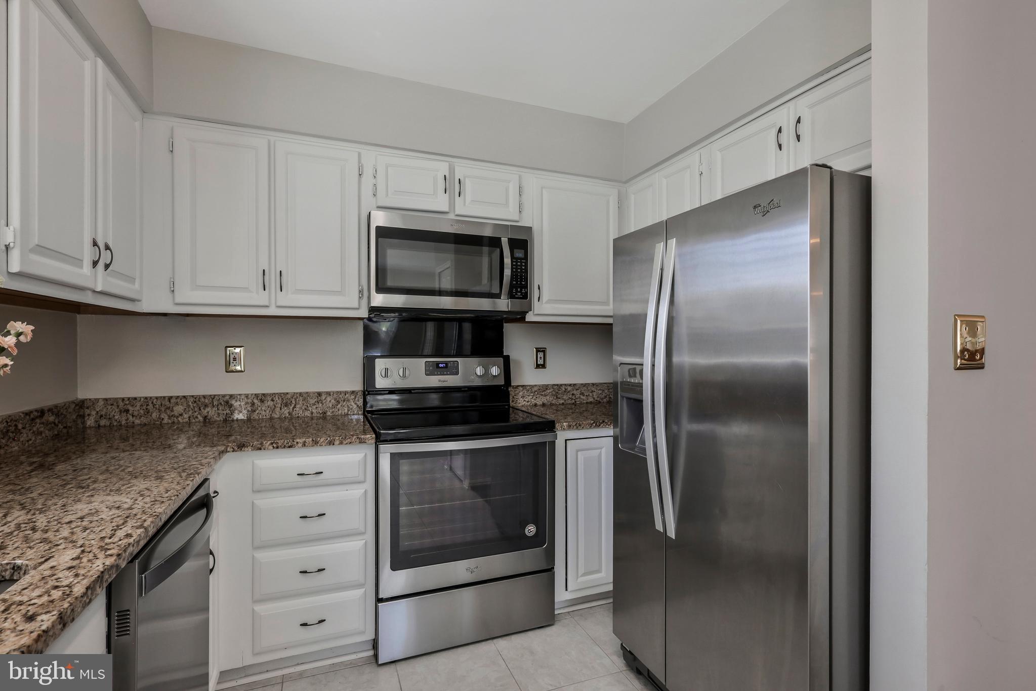 KINGSTOWNE - Residential Lease