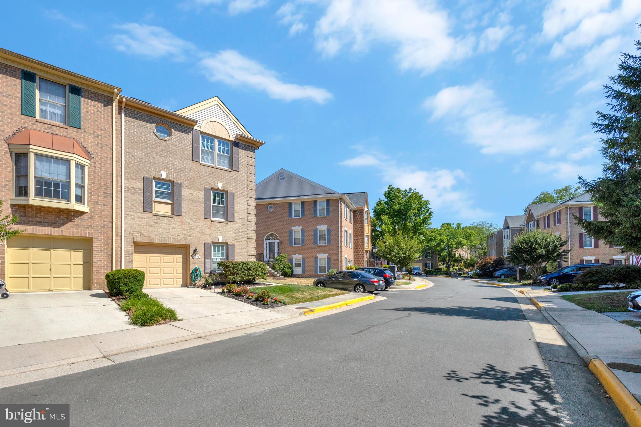 KINGSTOWNE - Residential Lease