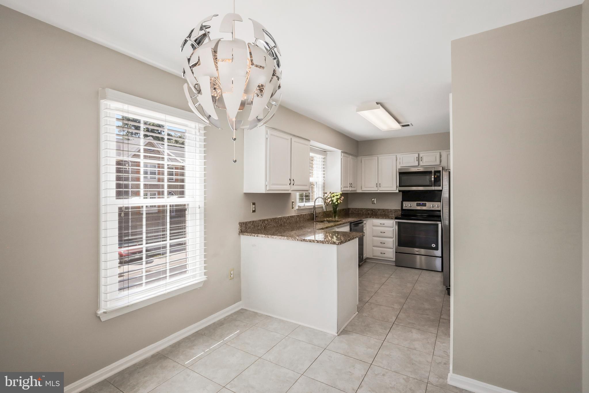 KINGSTOWNE - Residential Lease