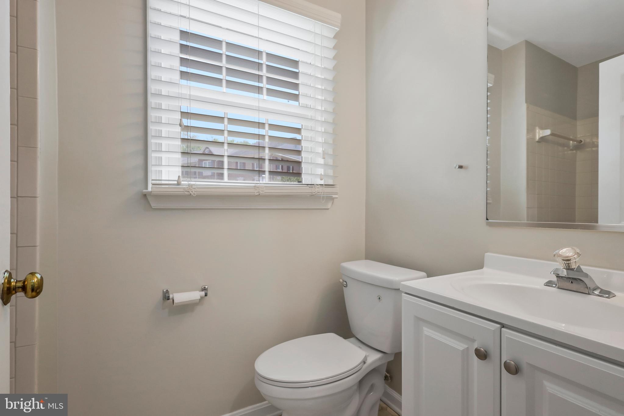 KINGSTOWNE - Residential Lease