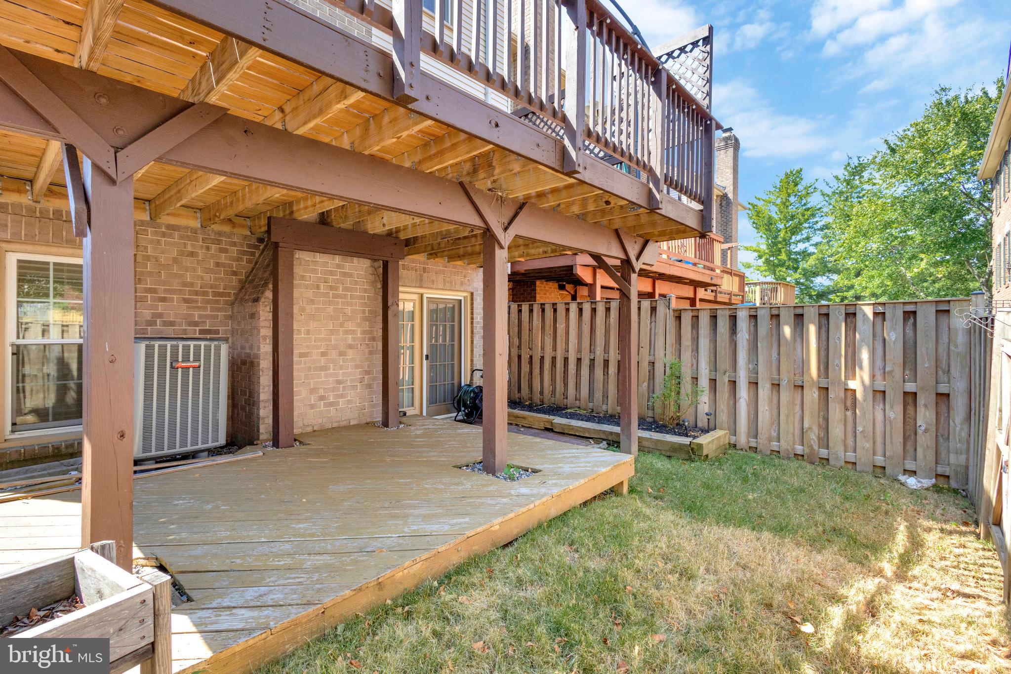 KINGSTOWNE - Residential Lease