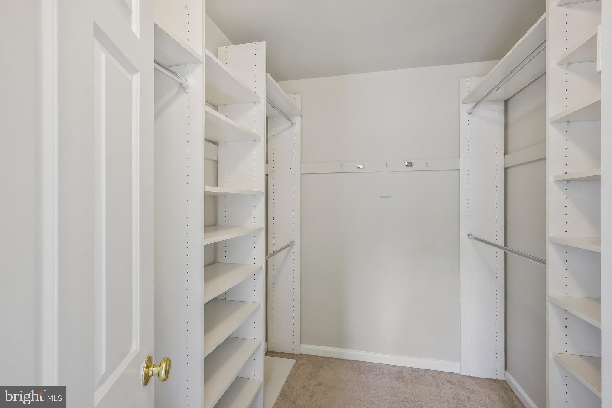 KINGSTOWNE - Residential Lease