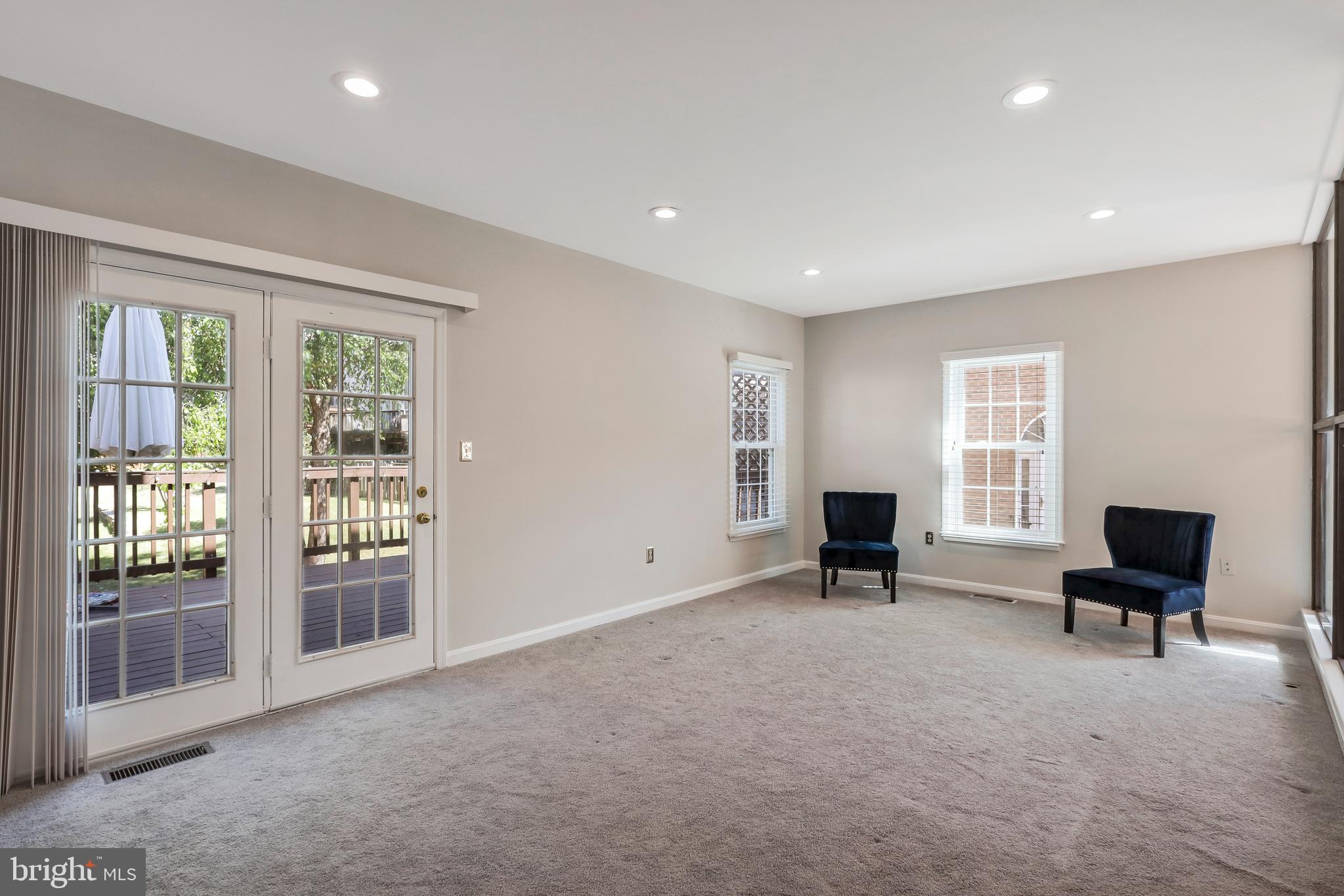 KINGSTOWNE - Residential Lease