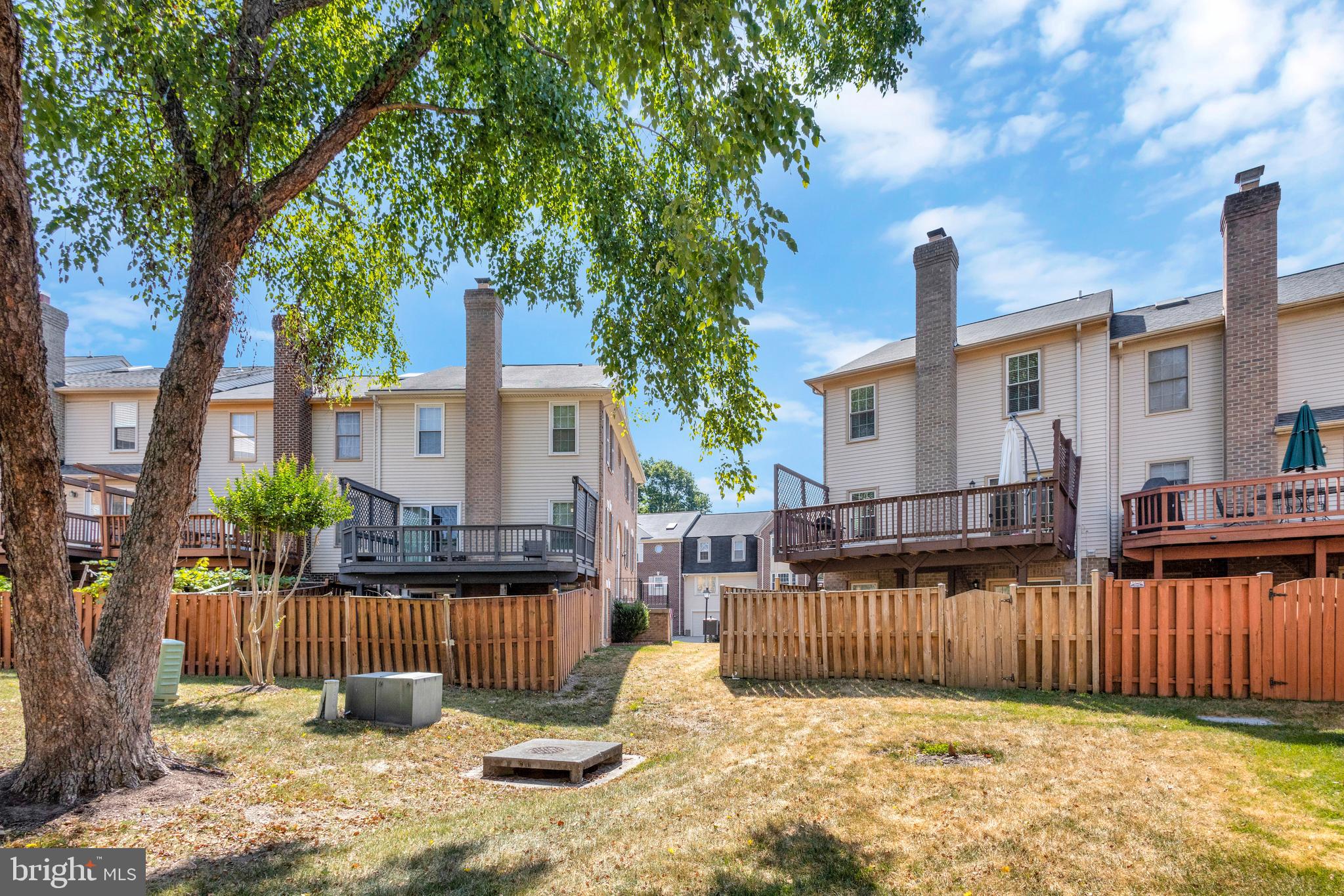 KINGSTOWNE - Residential Lease