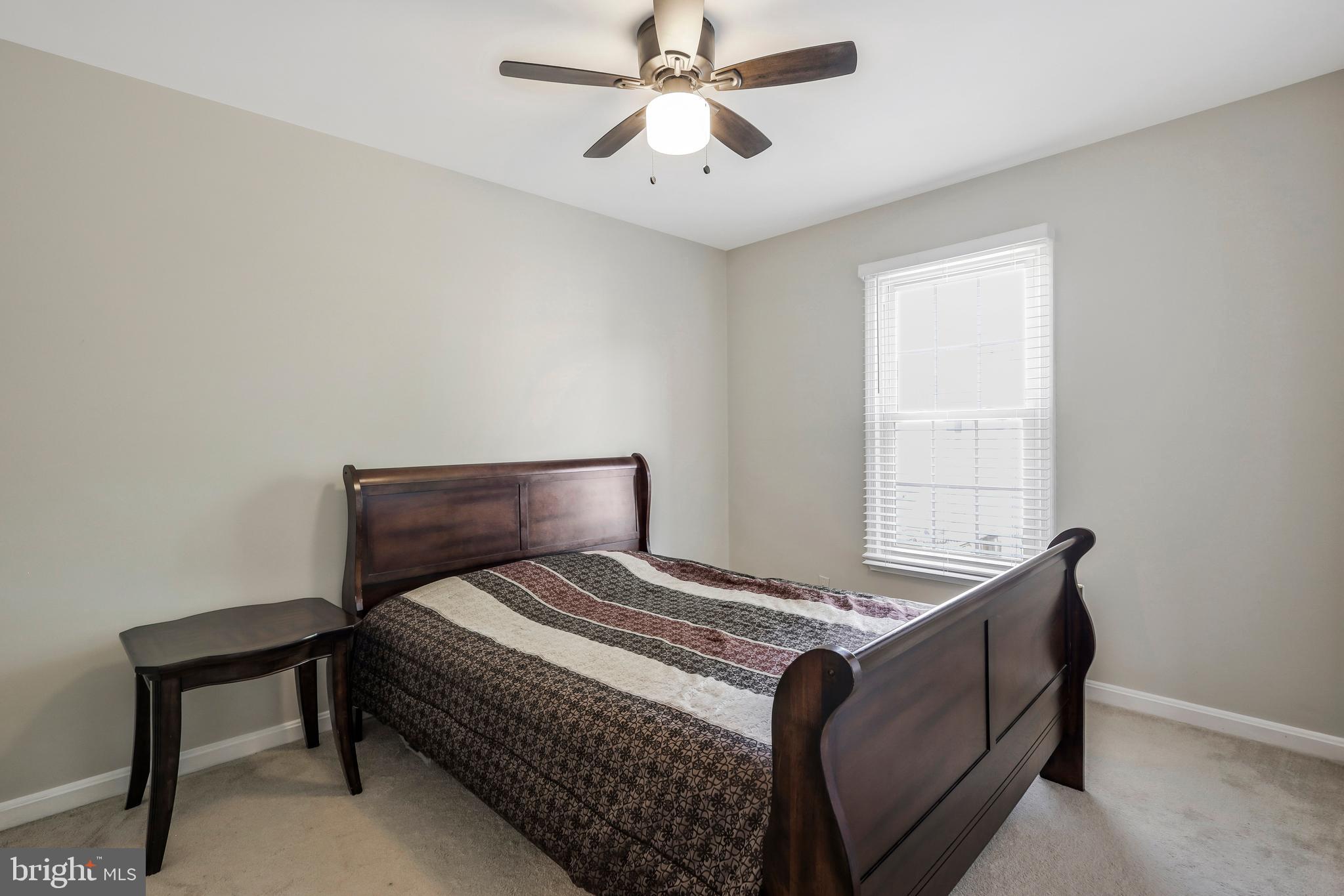 KINGSTOWNE - Residential Lease