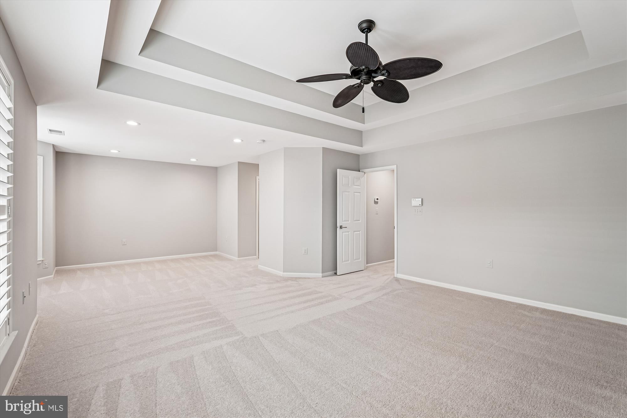 RIVER CREEK - Residential