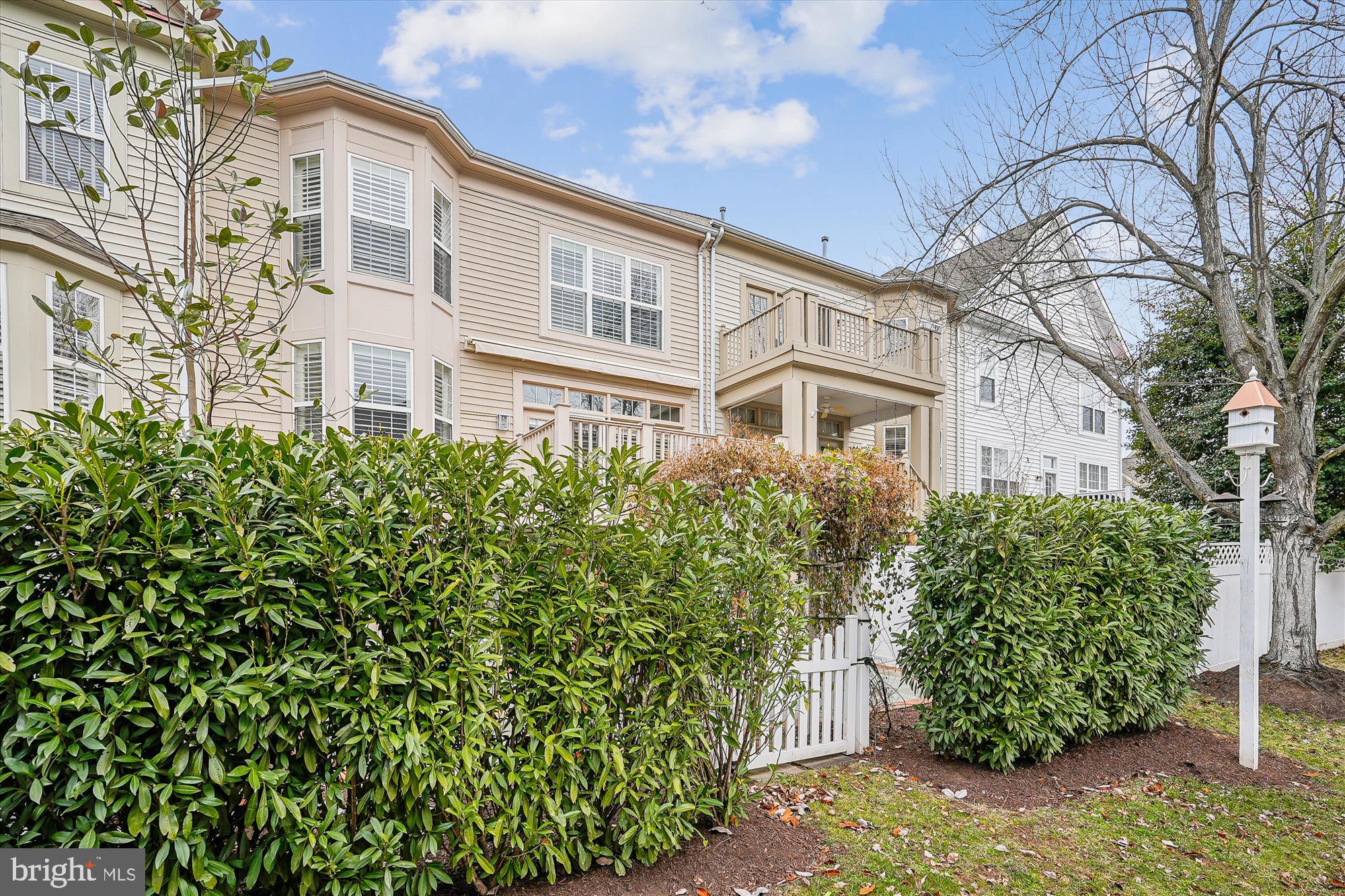 RIVER CREEK - Residential