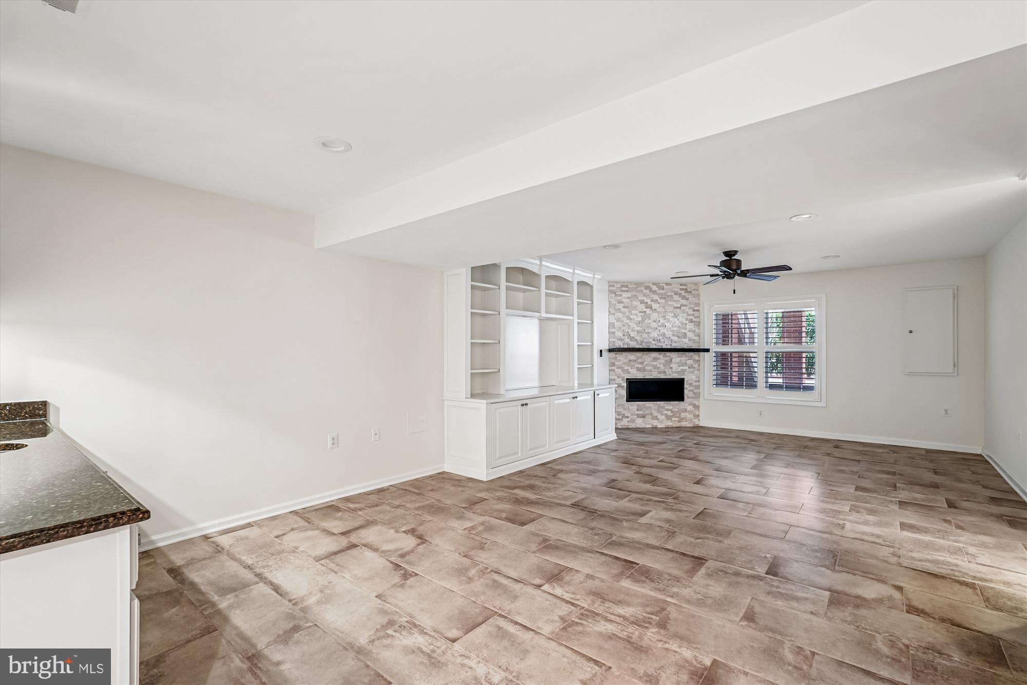 RIVER CREEK - Residential