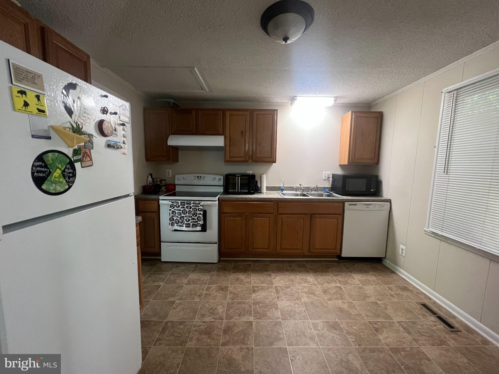 6024 LORIELLA PARK DRIVE