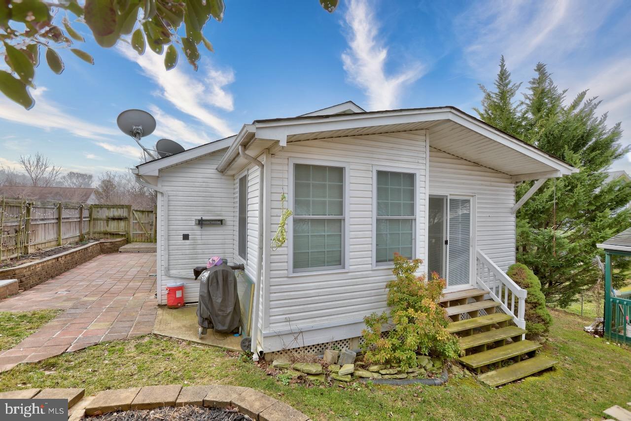 PATRICK HENRY ESTATES - Residential