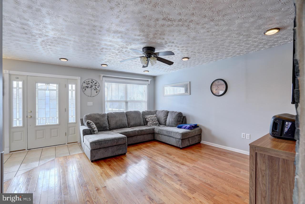 PATRICK HENRY ESTATES - Residential