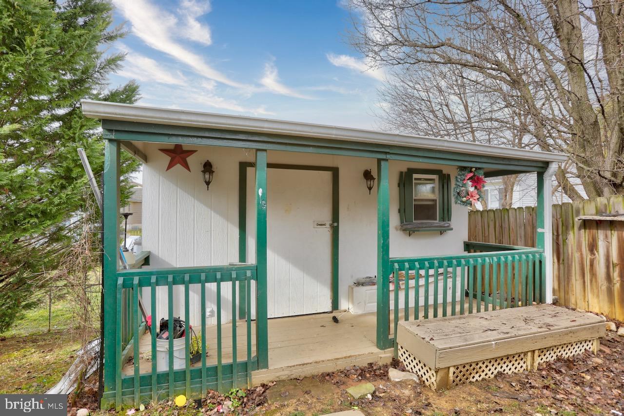 PATRICK HENRY ESTATES - Residential