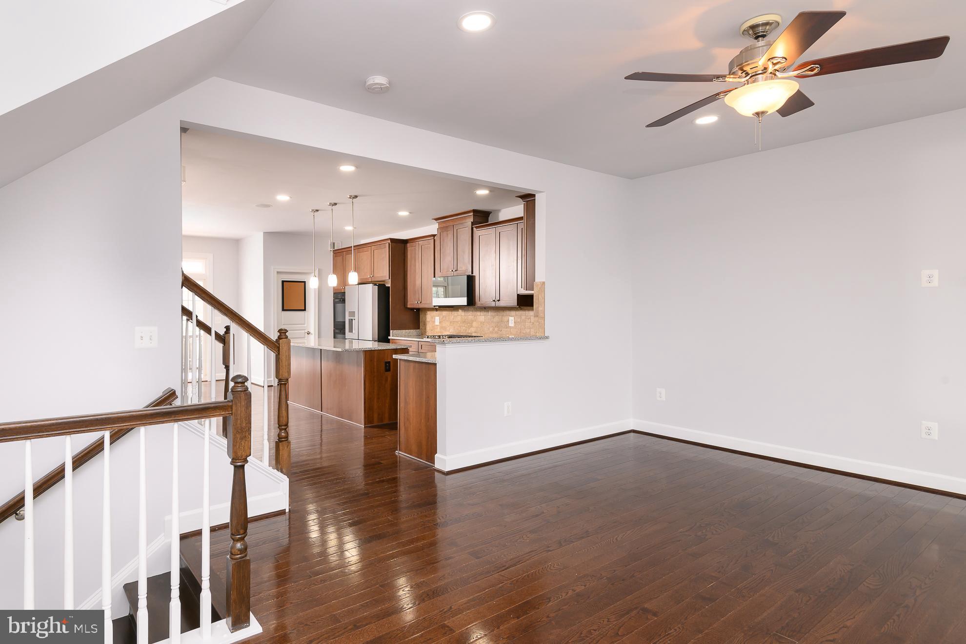 FOSTERS CREST - Residential