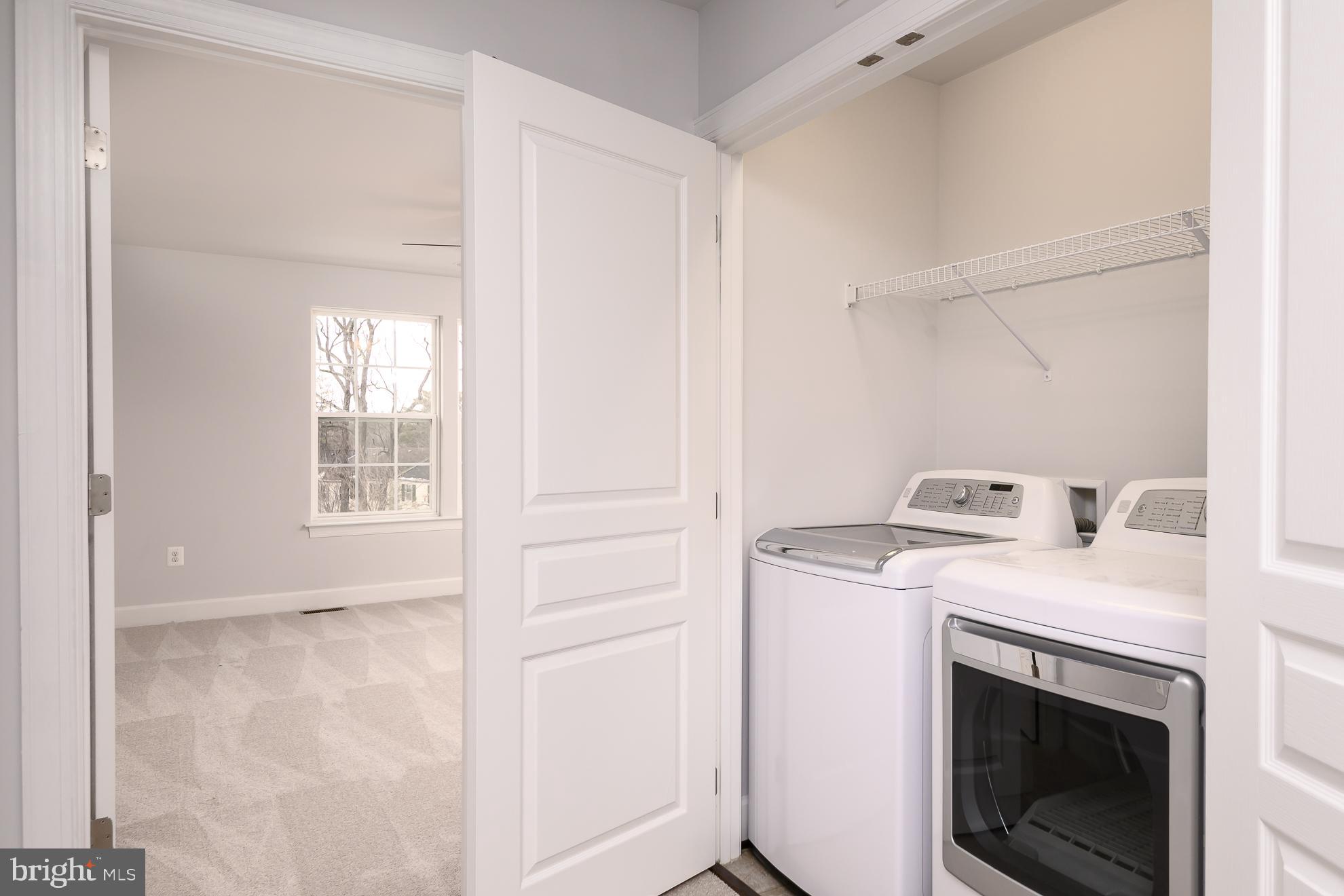 FOSTERS CREST - Residential