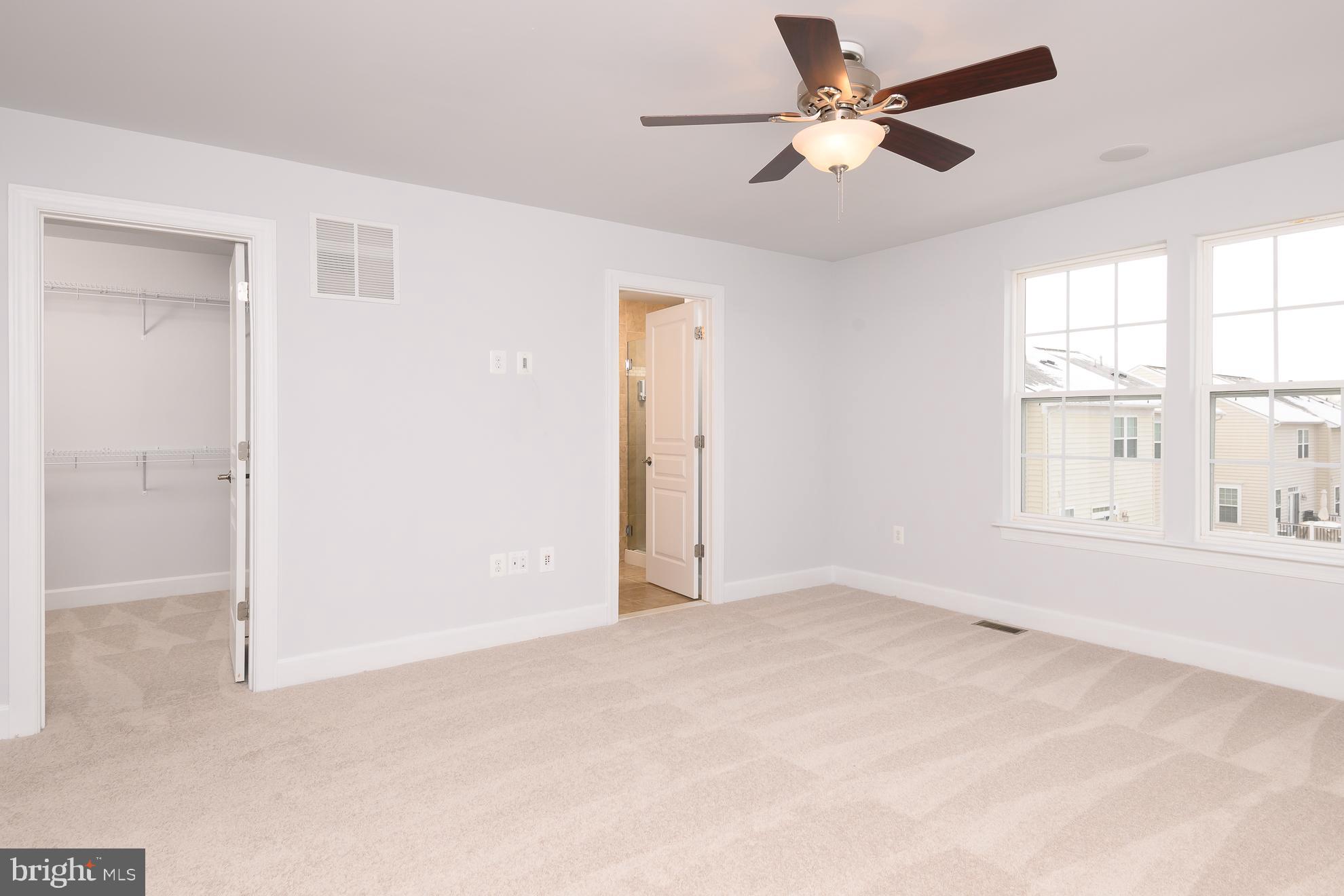 FOSTERS CREST - Residential