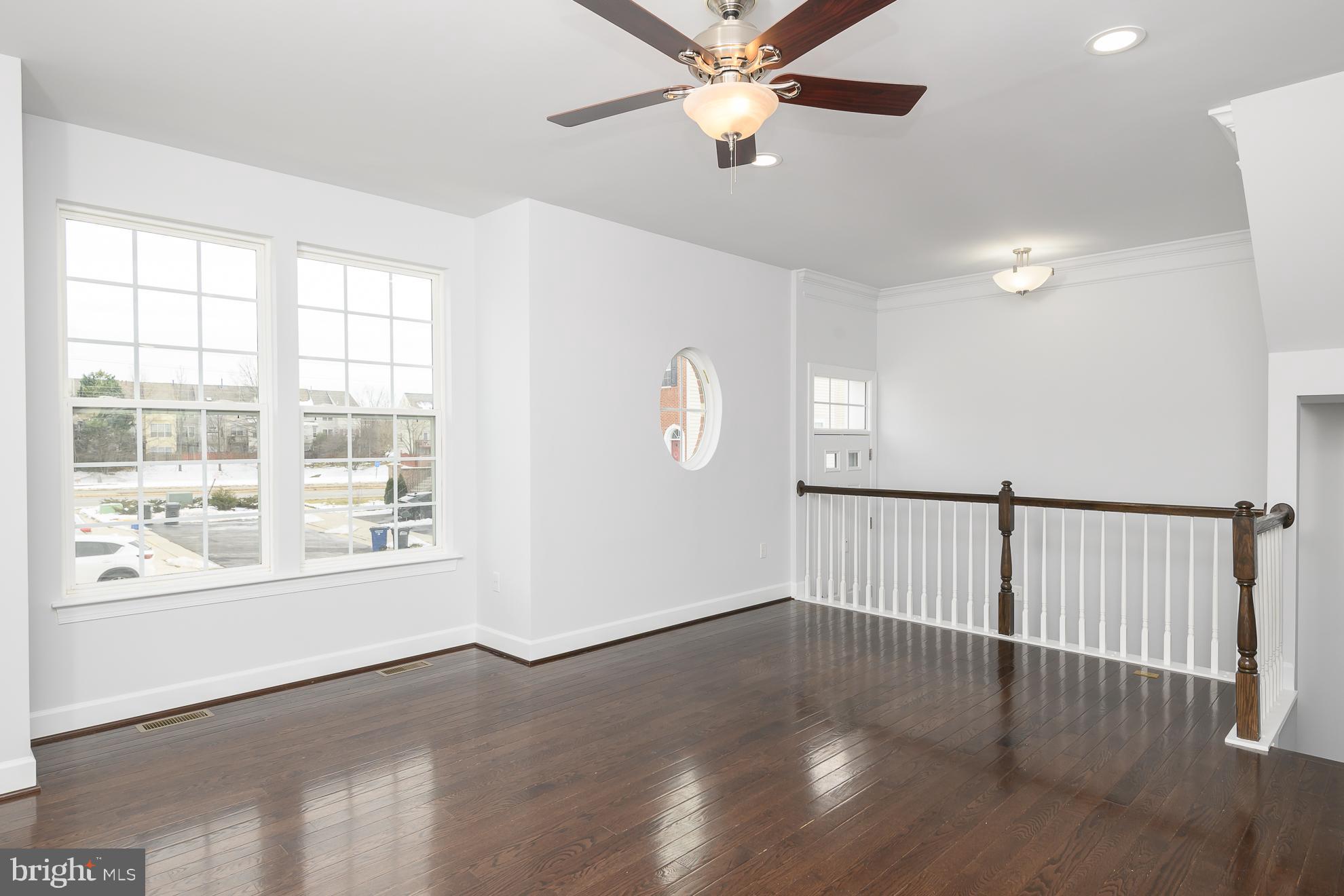 FOSTERS CREST - Residential