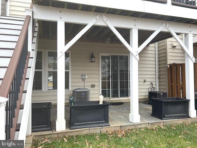 FOSTERS CREST - Residential