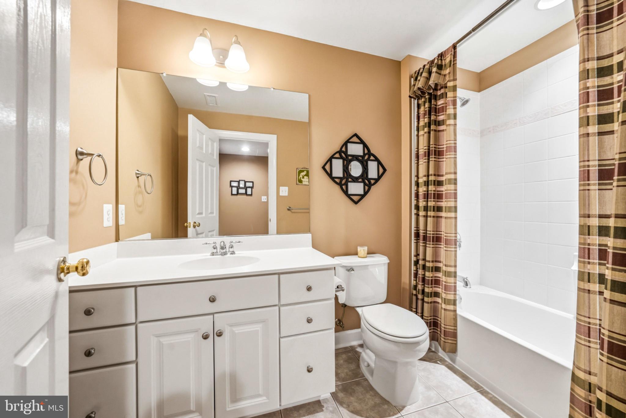 RESERVE AT NEW BRITA - Residential