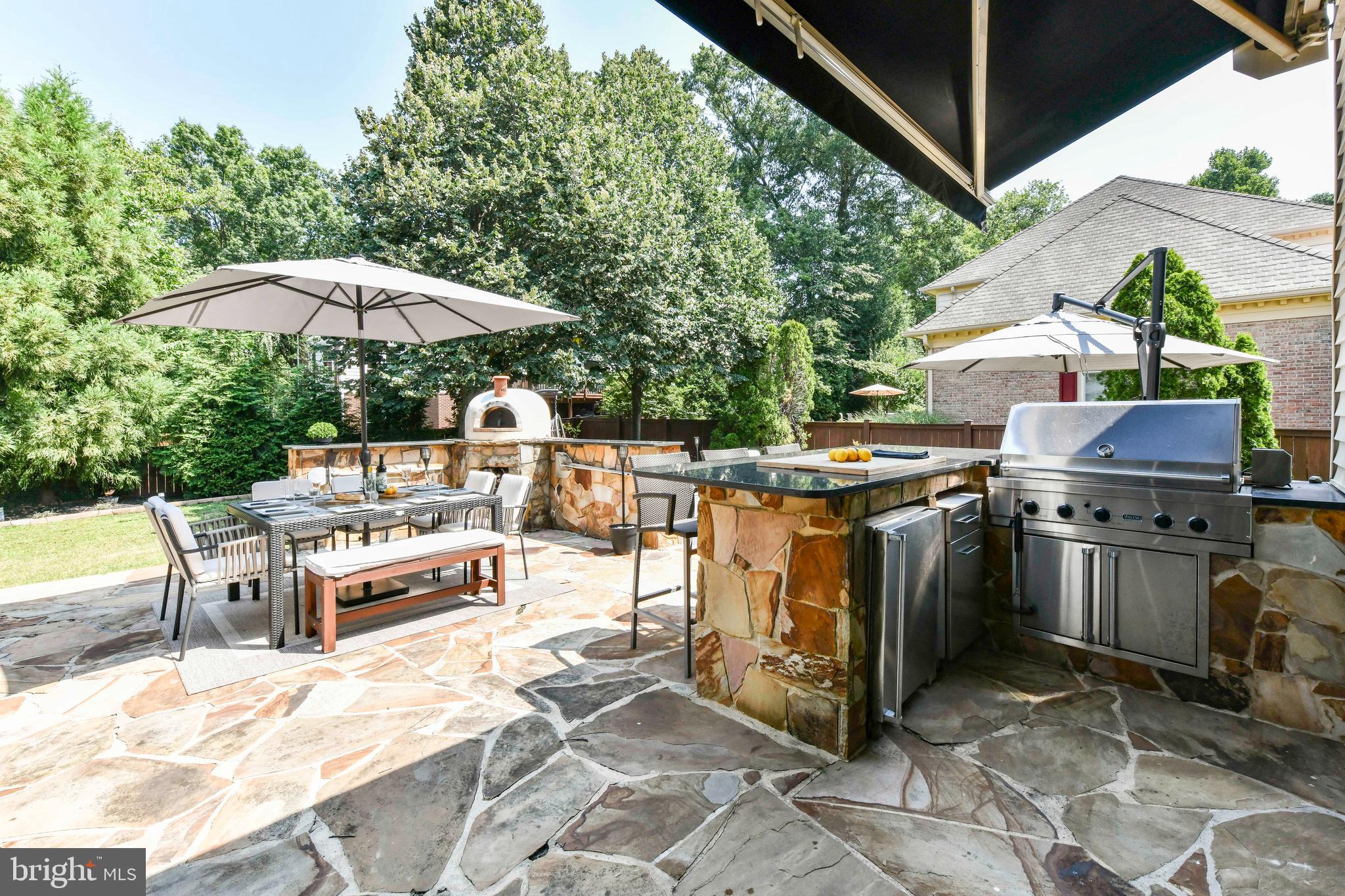 CENTURY OAK - Residential