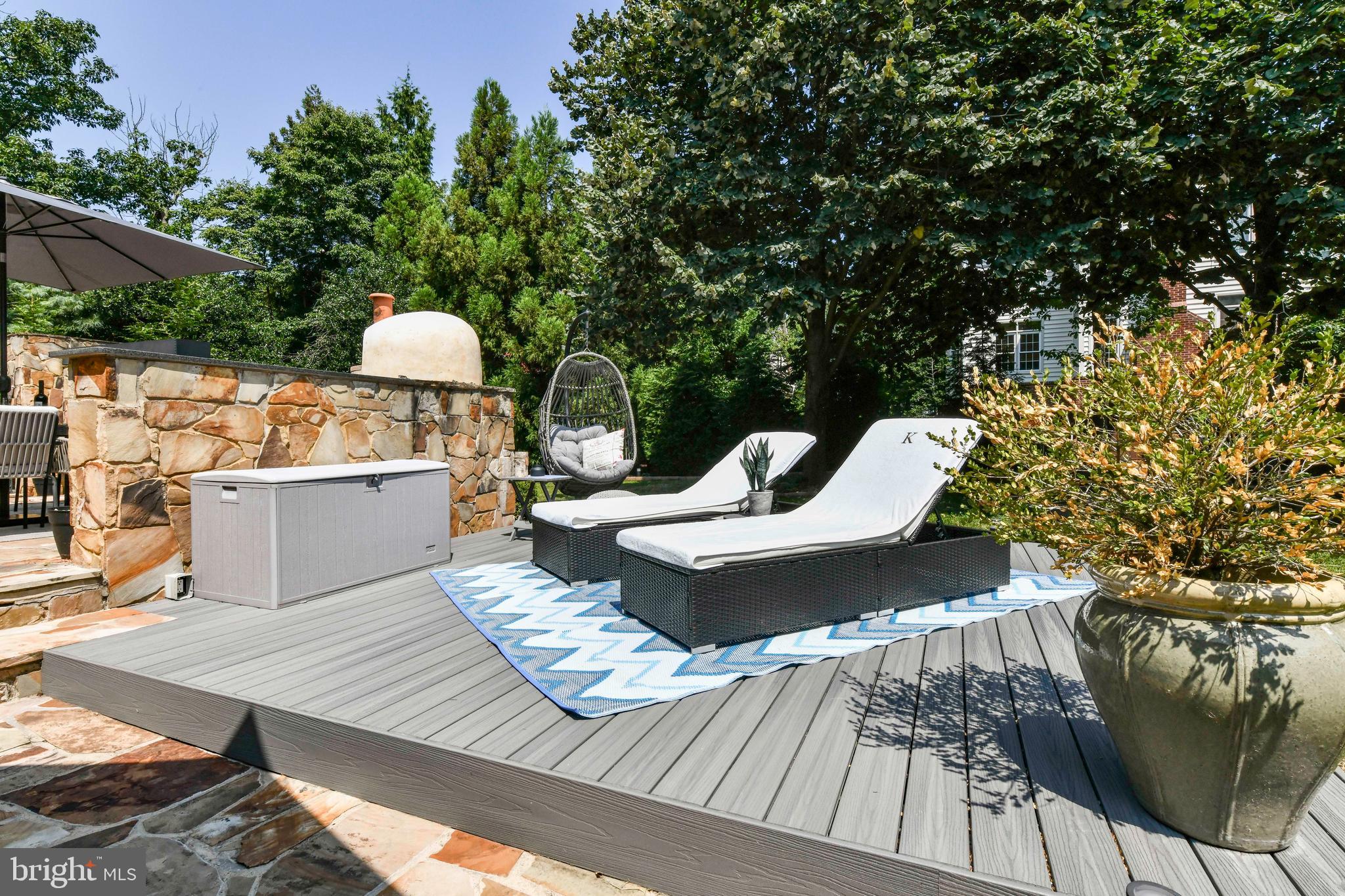 CENTURY OAK - Residential