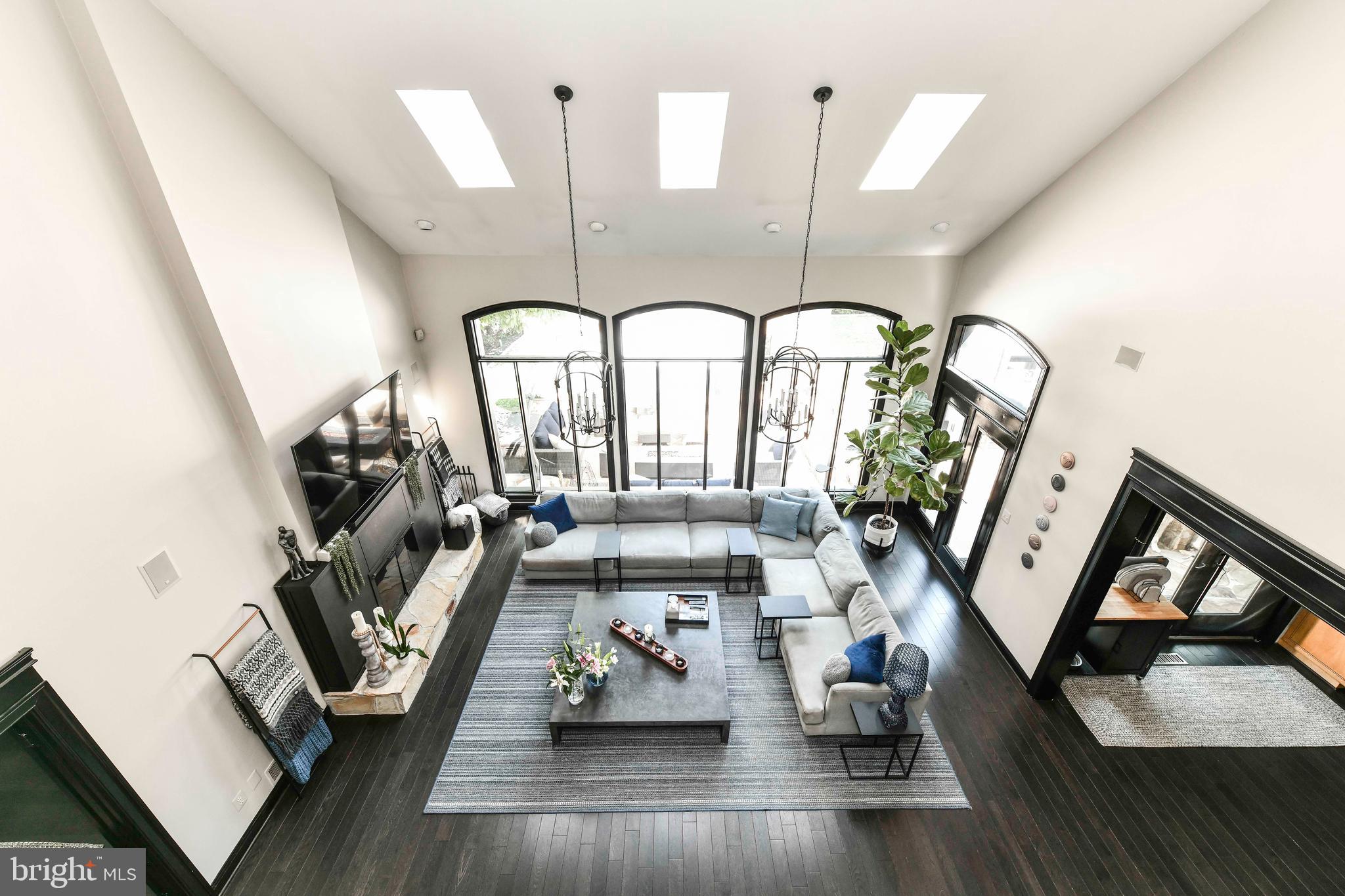 CENTURY OAK - Residential