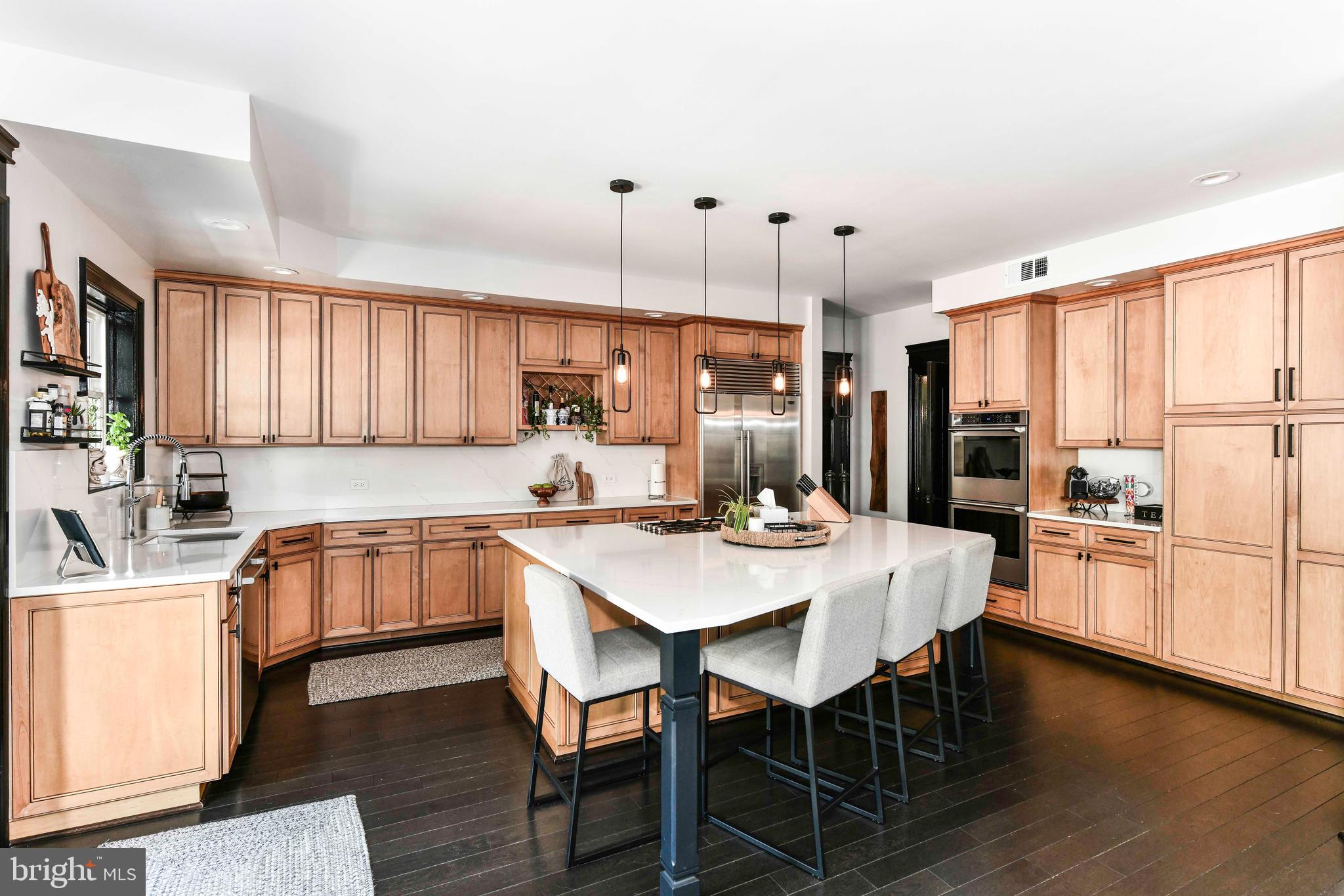 CENTURY OAK - Residential