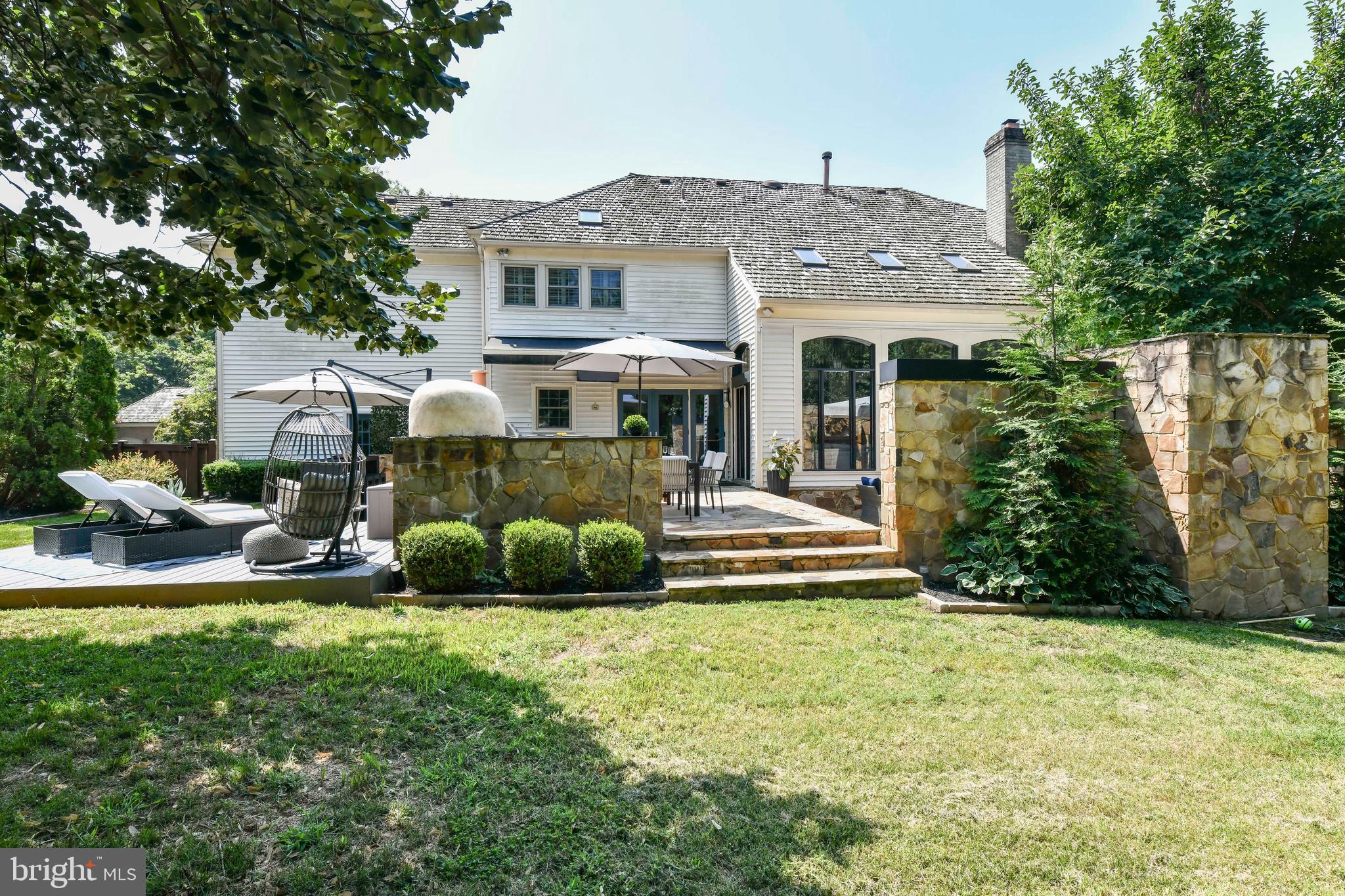 CENTURY OAK - Residential