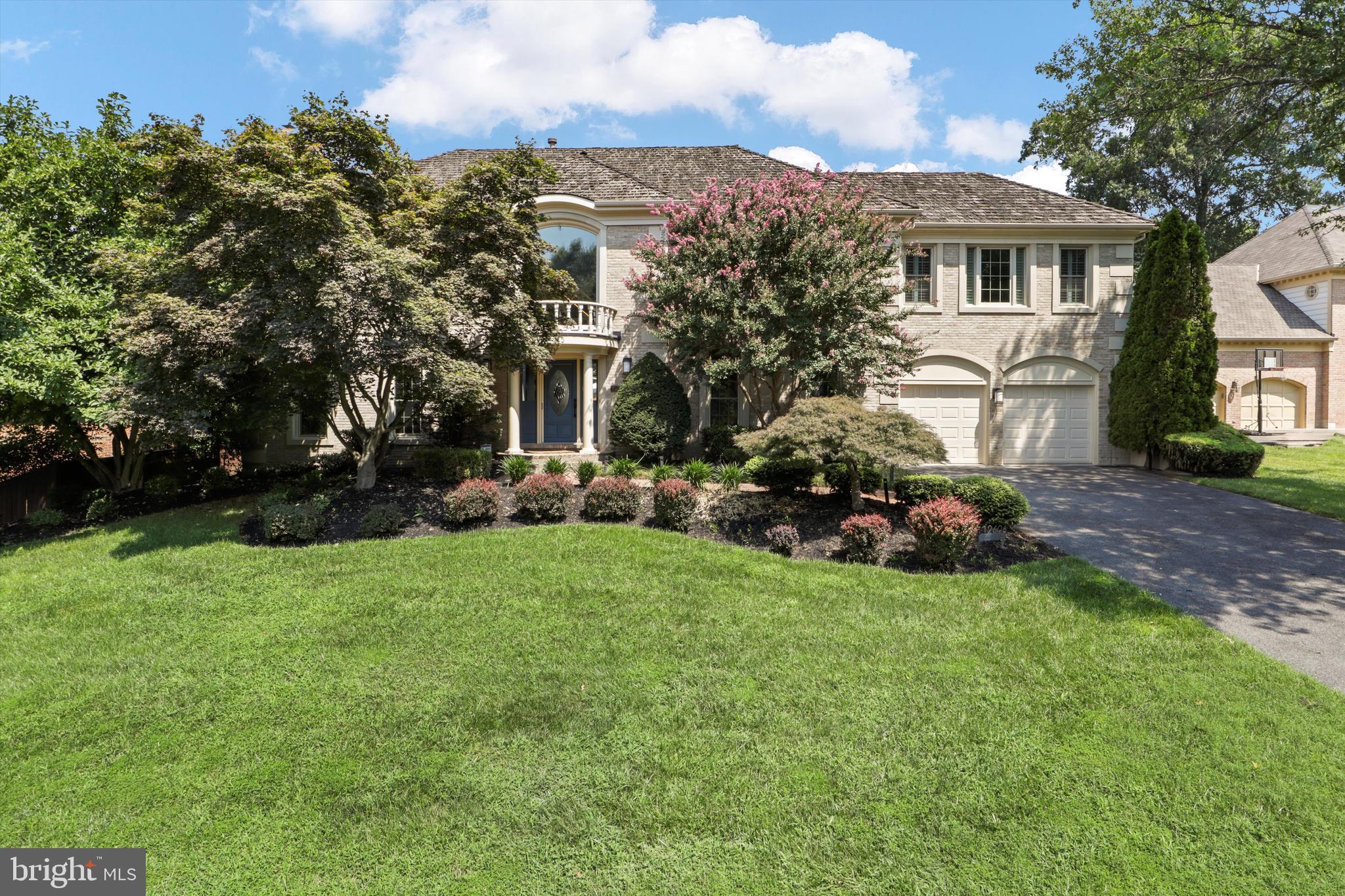 CENTURY OAK - Residential