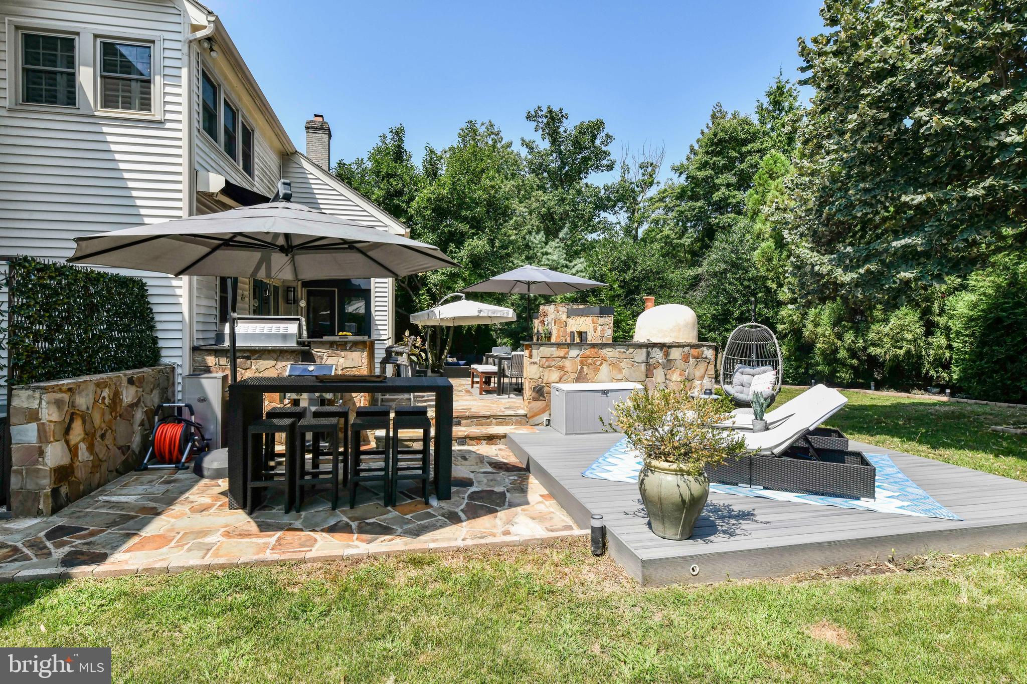 CENTURY OAK - Residential