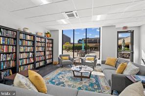 ALEXANDRIA HOUSE - Residential