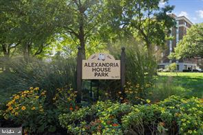 ALEXANDRIA HOUSE - Residential