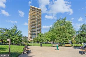 ALEXANDRIA HOUSE - Residential