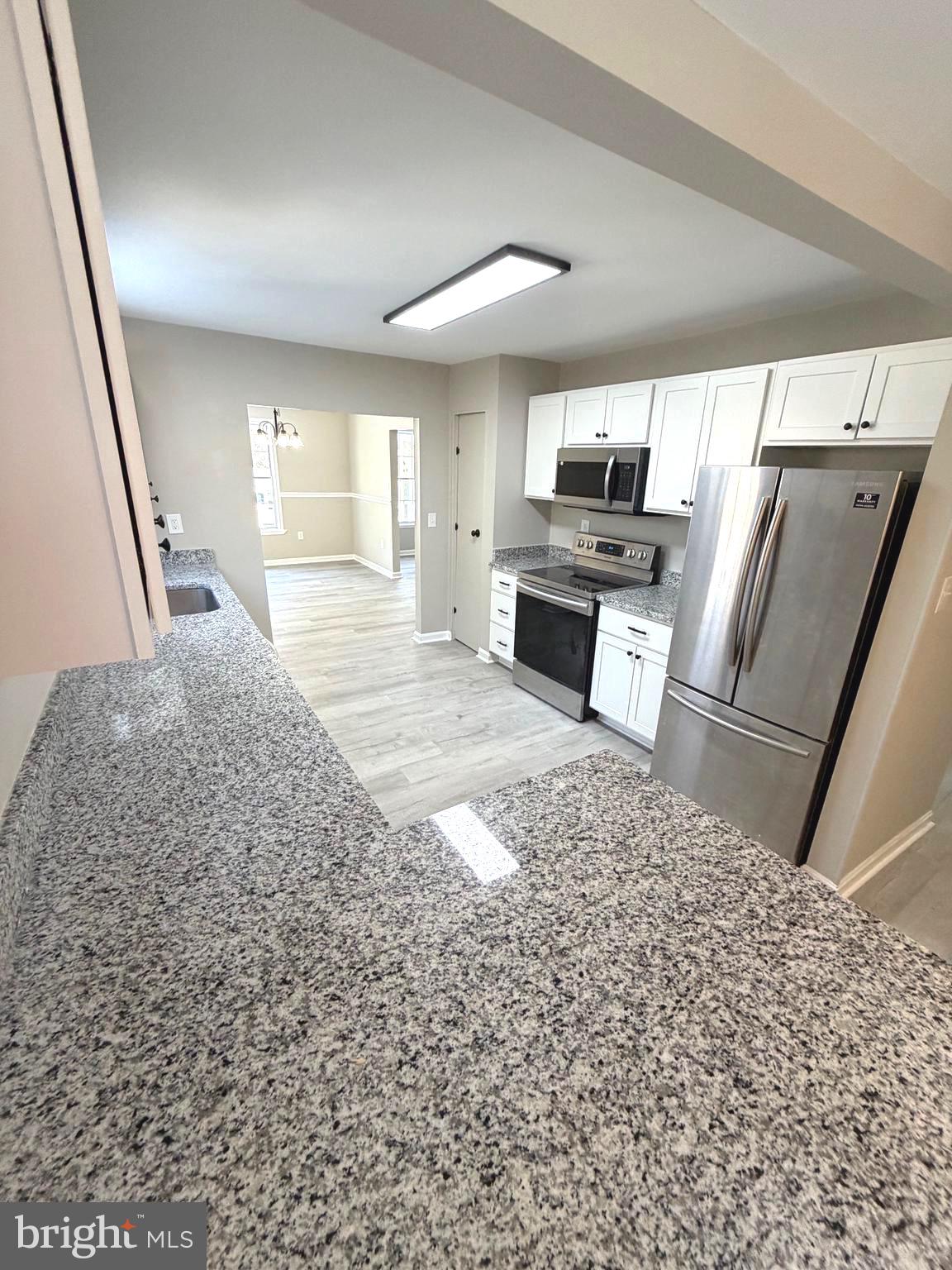 COLONIAL OAKS - Residential