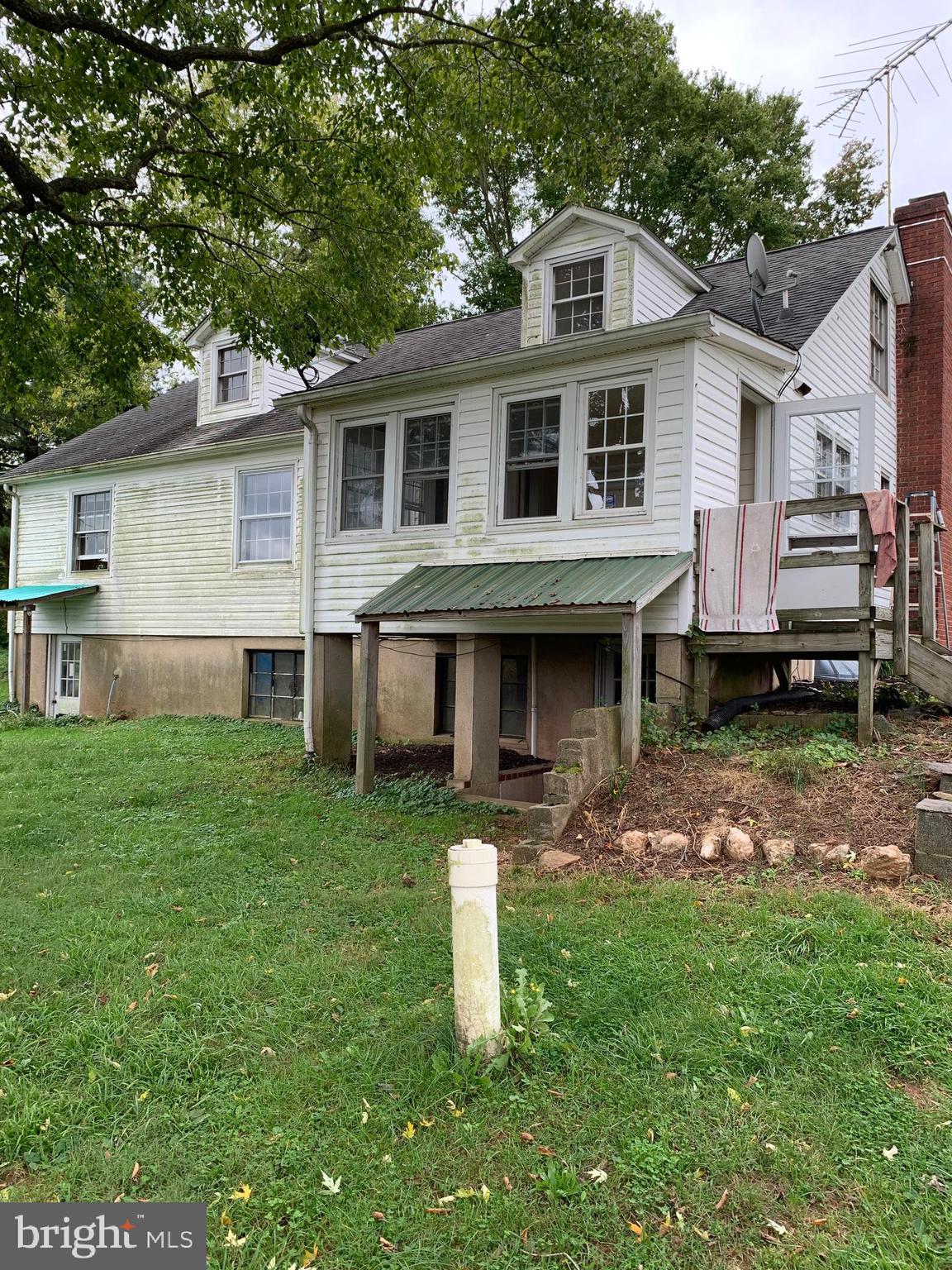 CEDAR RUN ESTS - Residential Lease