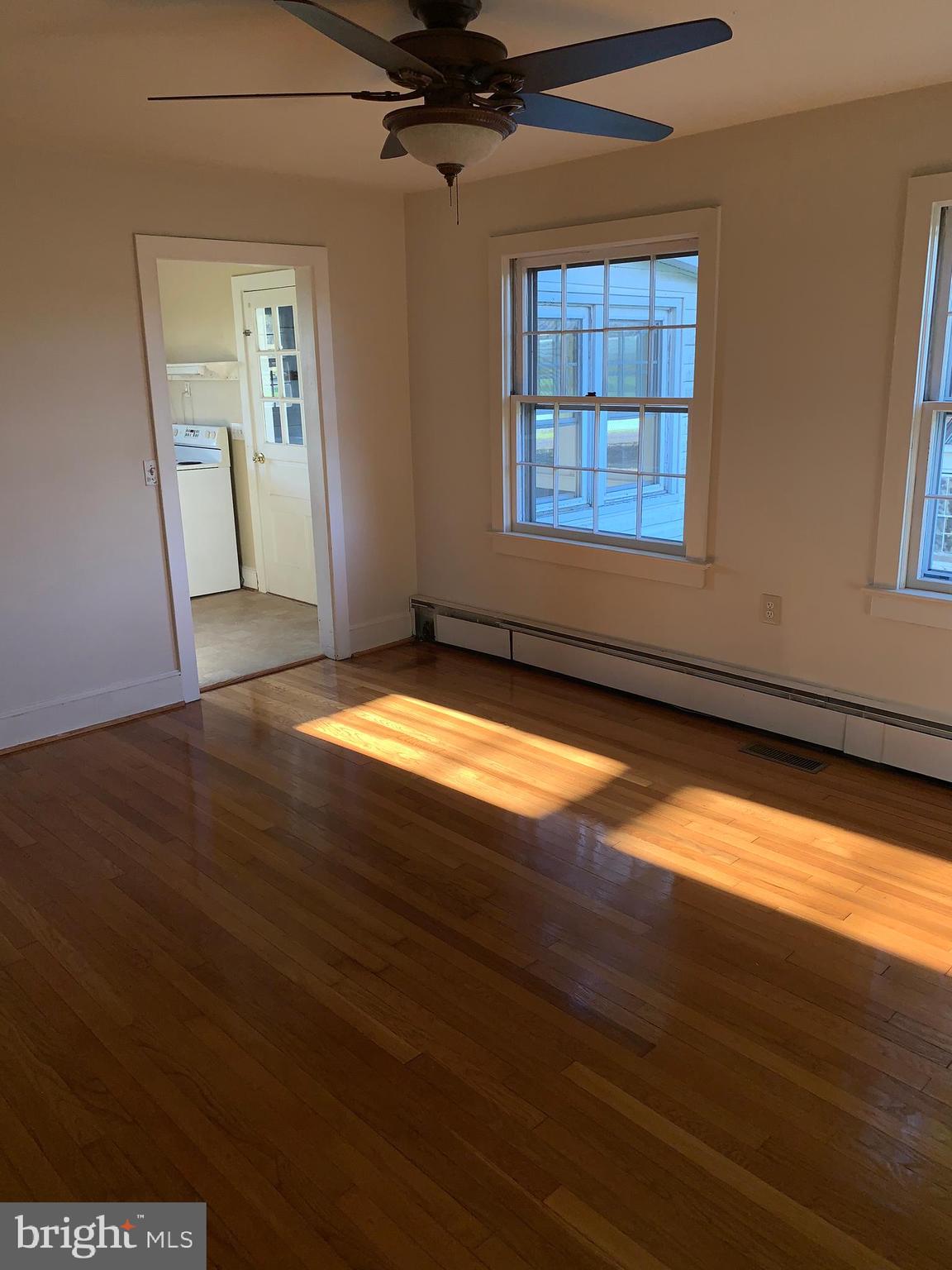 CEDAR RUN ESTS - Residential Lease